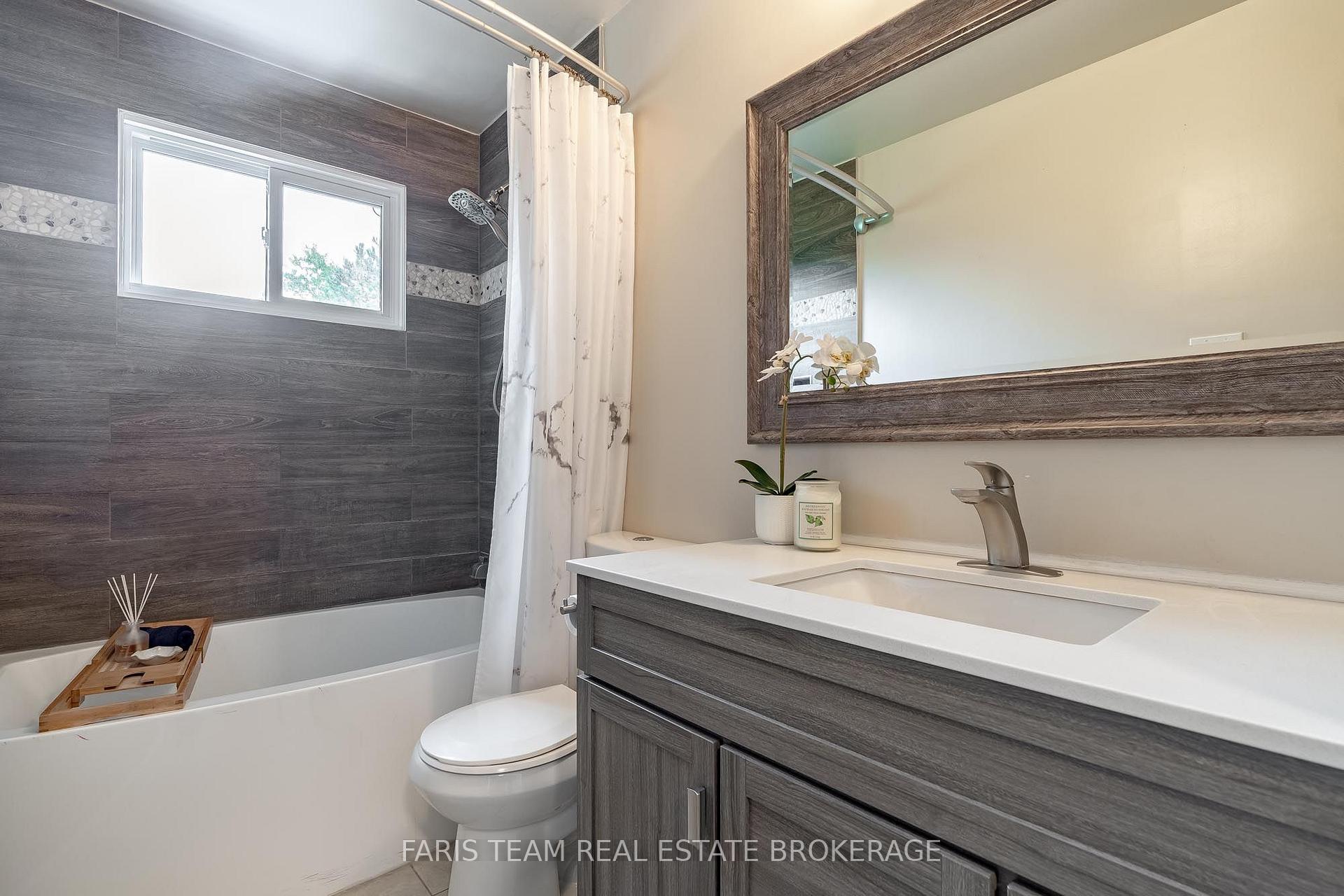 Photo 14 of 42 Dancy Drive, Orillia — HOMEH