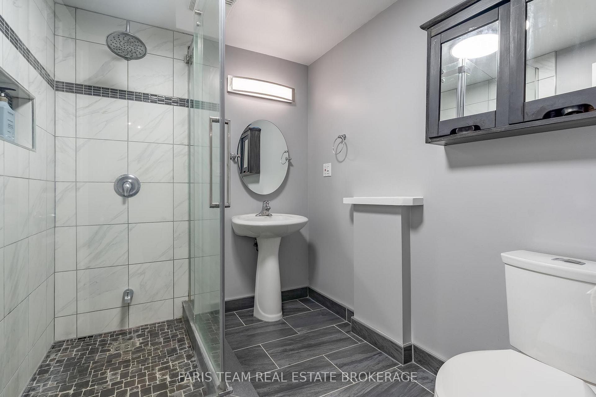 Photo 18 of 42 Dancy Drive, Orillia — HOMEH
