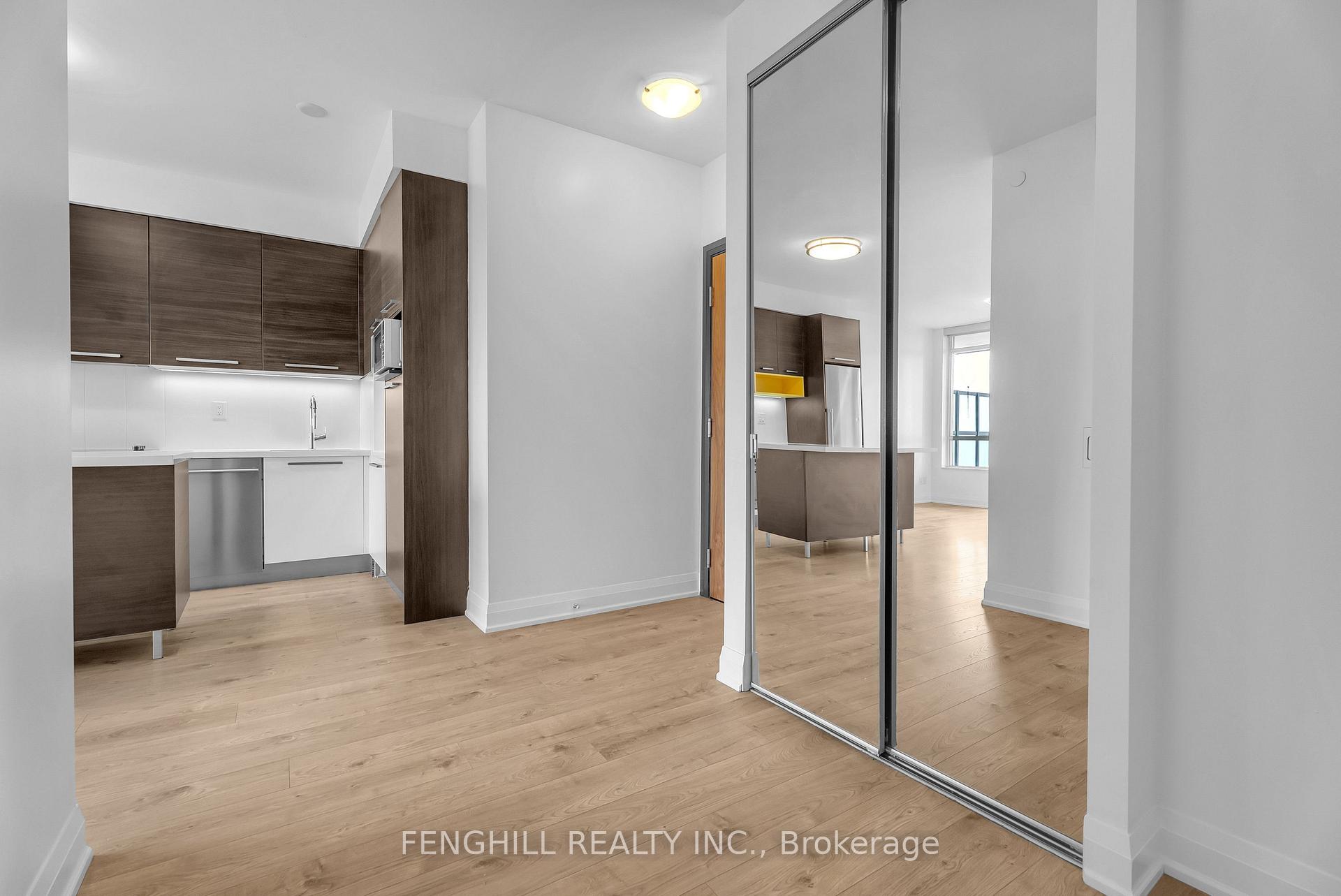 Photo 8 of Unit 3401, 36 Park Lawn Road, Etobicoke, Mimico — HOMEH