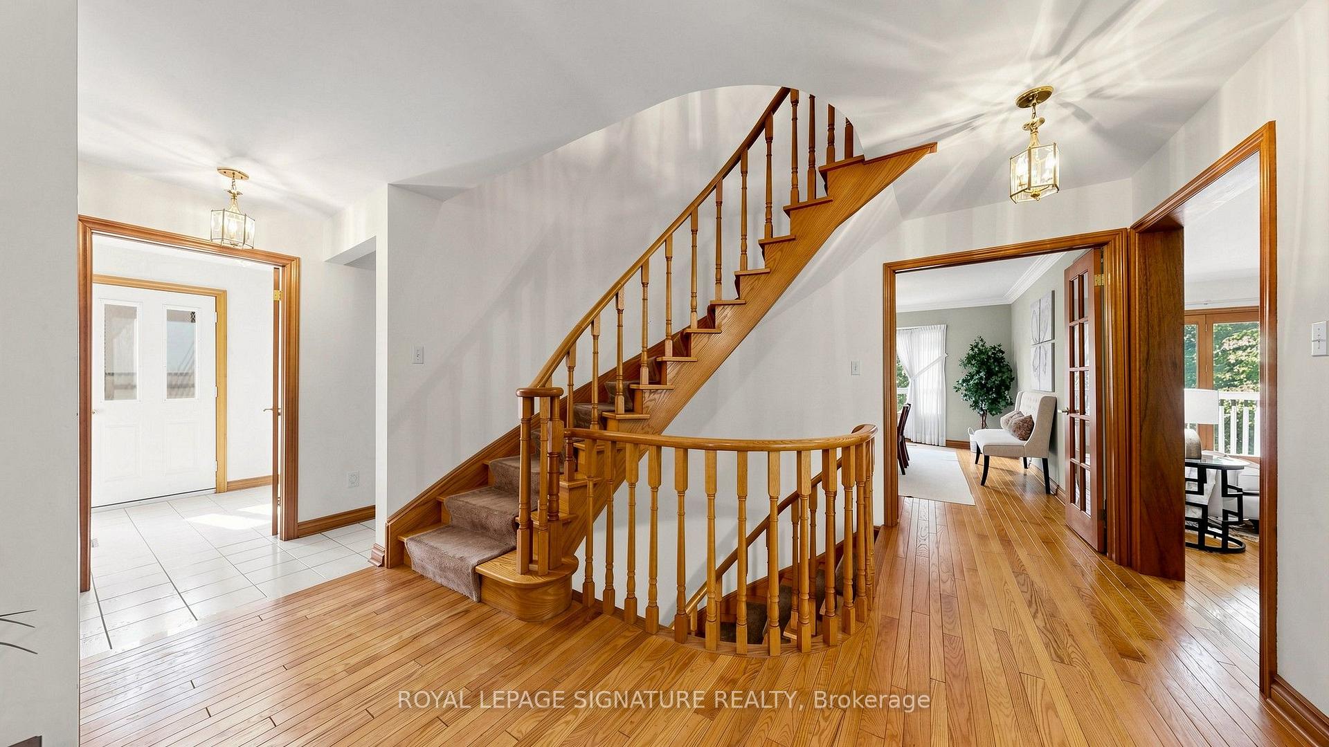Photo 18 of 8 Royal Garden Boulevard, Vaughan, East Woodbridge — HOMEH