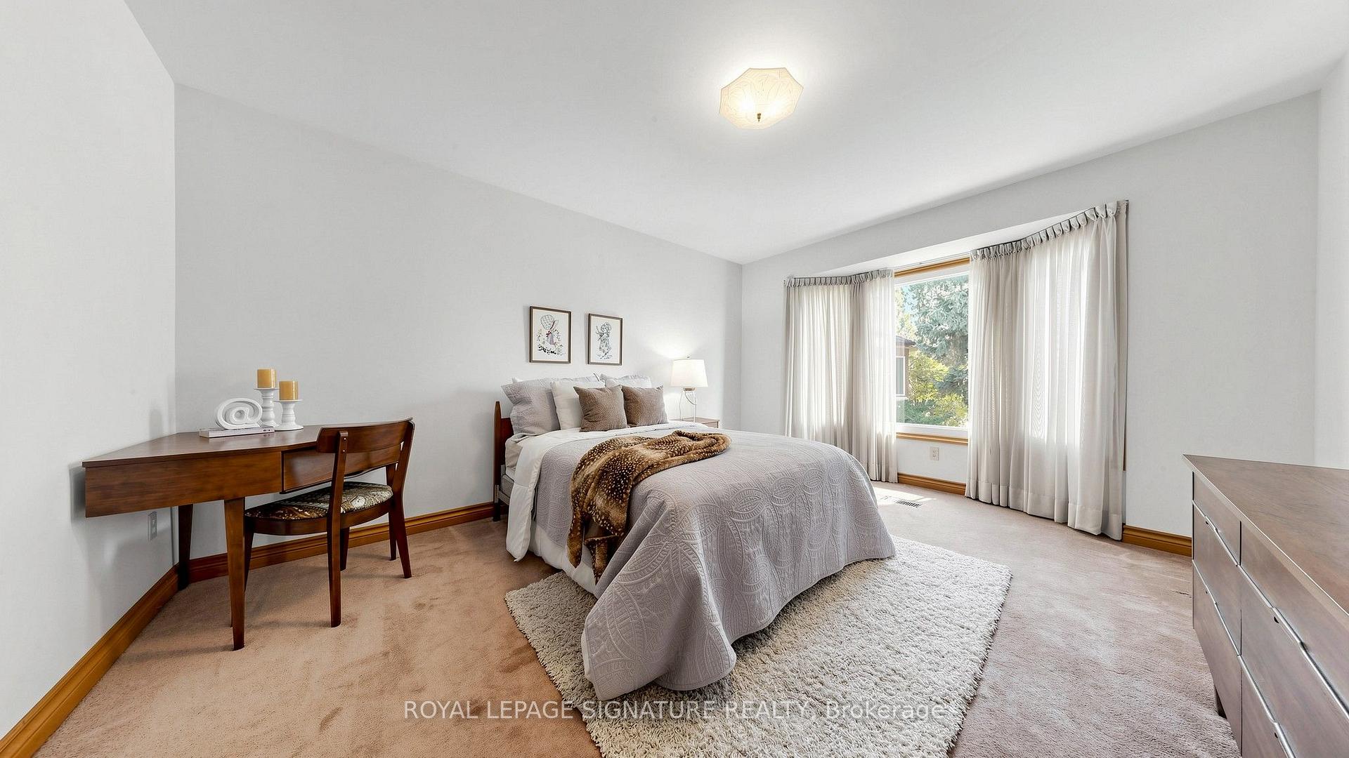 Photo 28 of 8 Royal Garden Boulevard, Vaughan, East Woodbridge — HOMEH