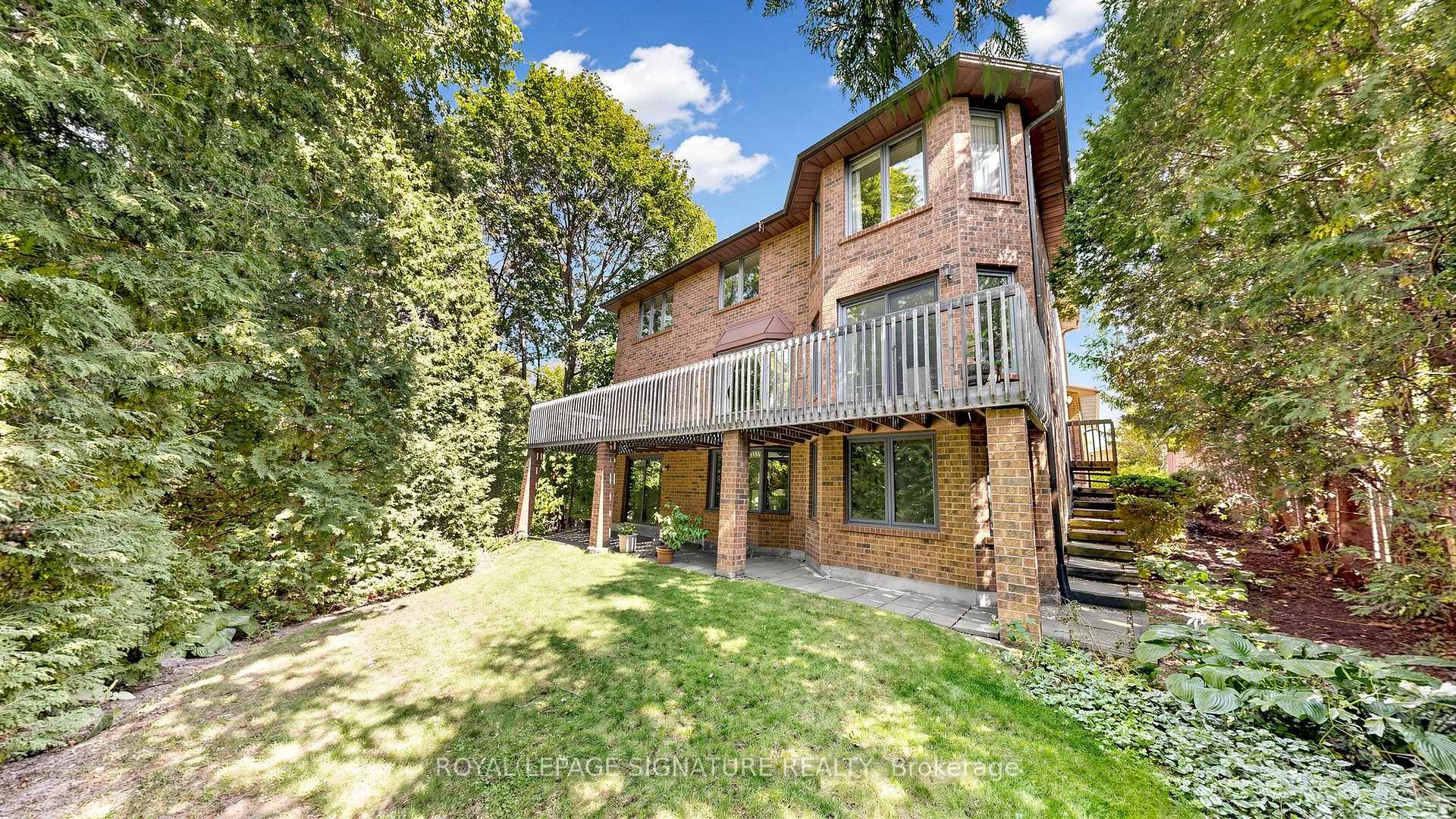 Photo 39 of 8 Royal Garden Boulevard, Vaughan, East Woodbridge — HOMEH