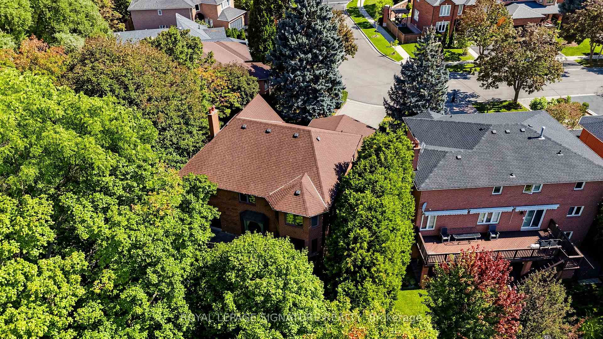 Photo 43 of 8 Royal Garden Boulevard, Vaughan, East Woodbridge — HOMEH