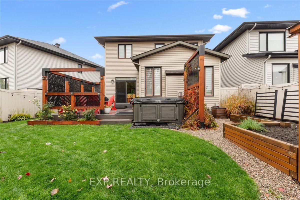 Photo 22 of 328 Serenade Crescent, Ottawa, Riverside South/Gloucester Glen — HOMEH