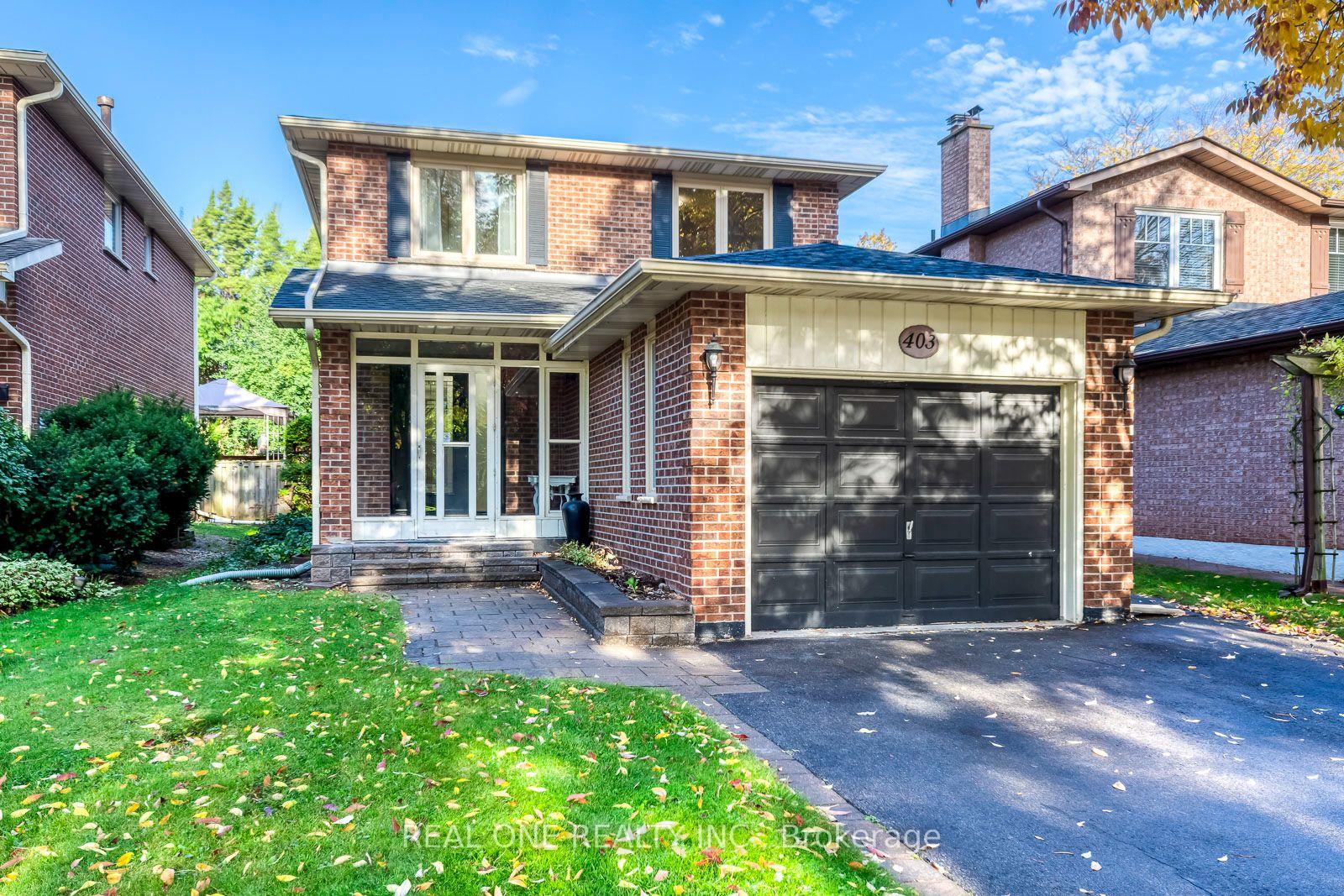 Photo 3 of 403 Parkridge Crescent, Oakville, Glen Abbey — HOMEH