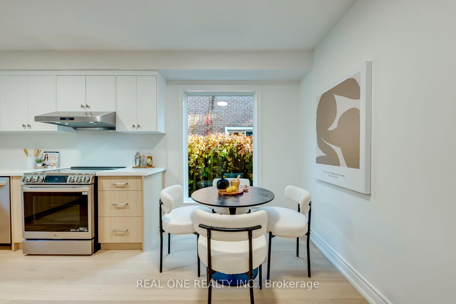 Photo 23 of 403 Parkridge Crescent, Oakville, Glen Abbey — HOMEH