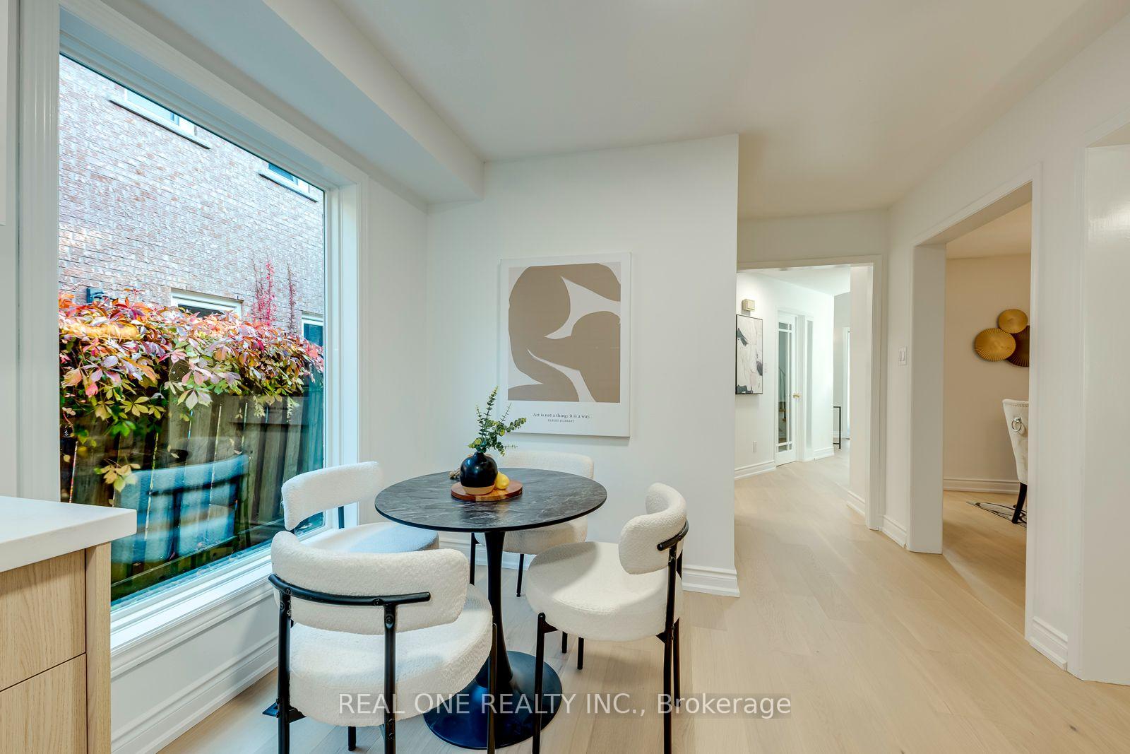 Photo 24 of 403 Parkridge Crescent, Oakville, Glen Abbey — HOMEH