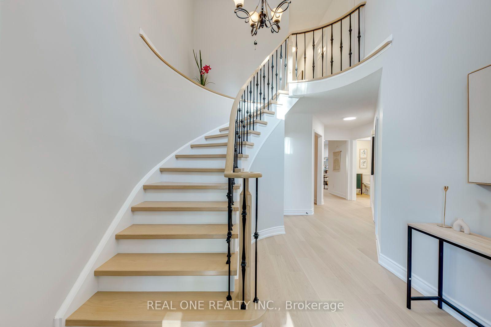 Photo 27 of 403 Parkridge Crescent, Oakville, Glen Abbey — HOMEH
