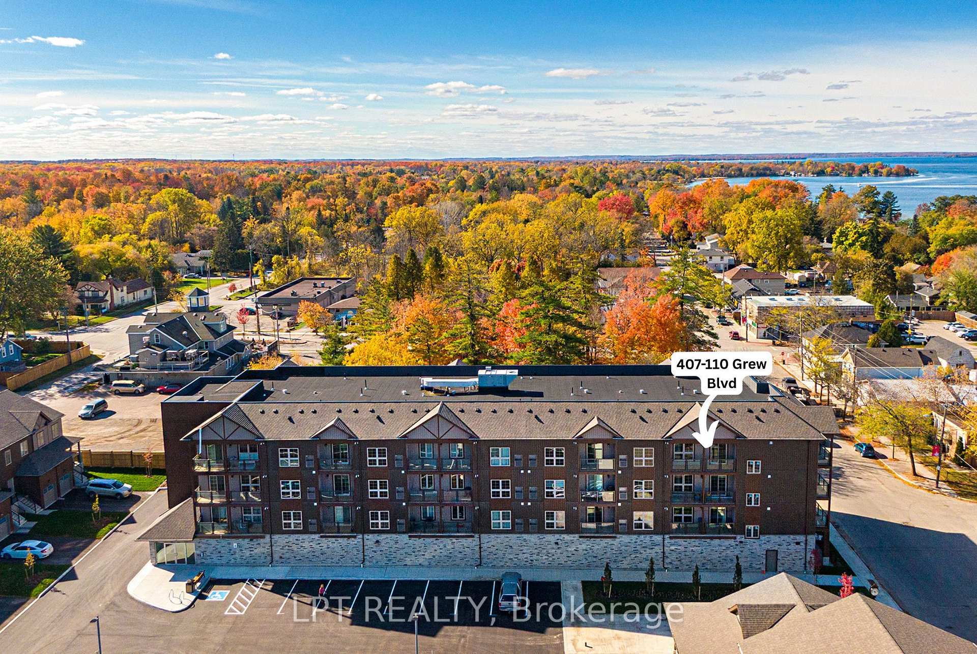 Photo of Unit 407, 110 Grew Boulevard