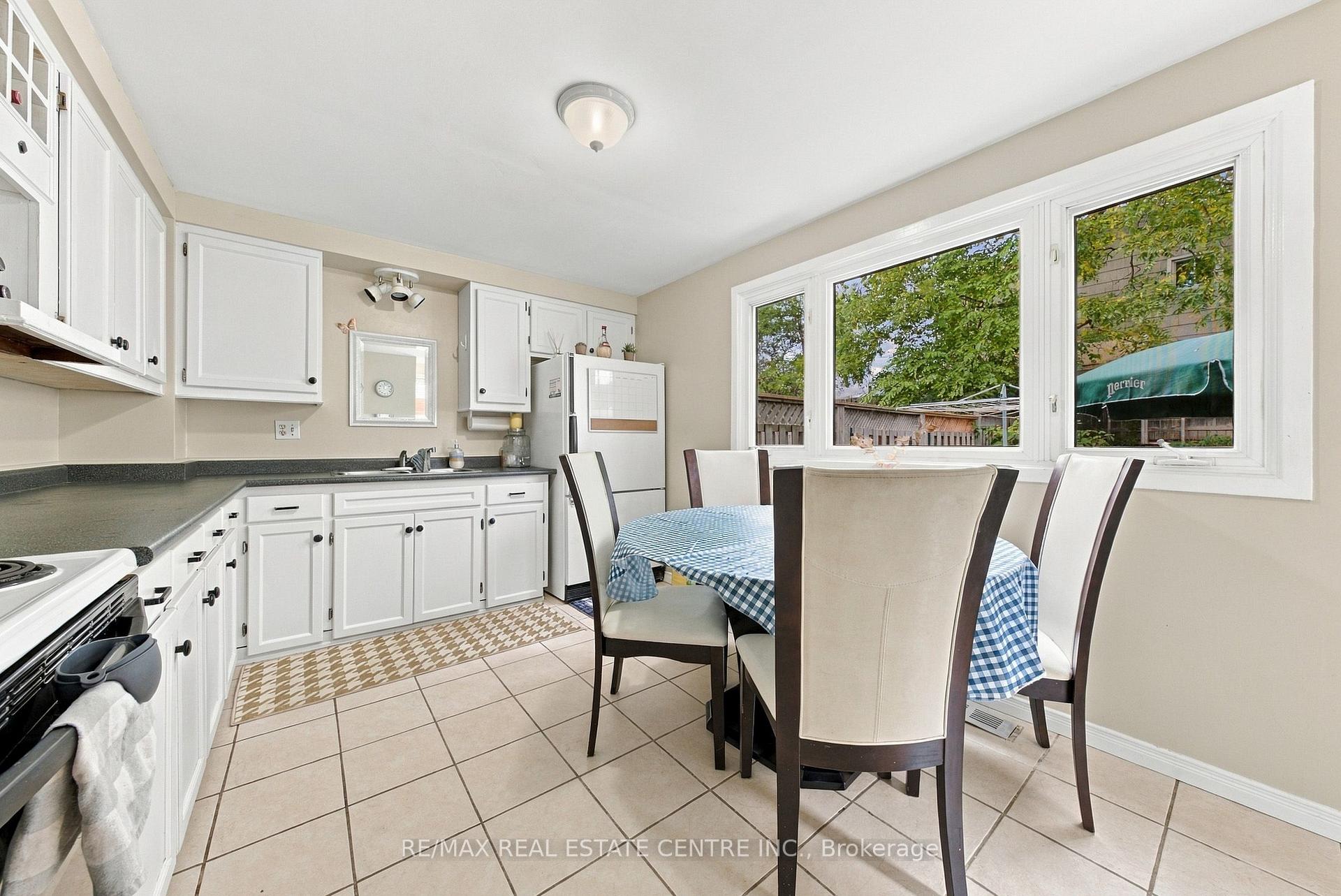Photo 8 of 336 Morgan Avenue, Kitchener, Chicopee/Freeport — HOMEH