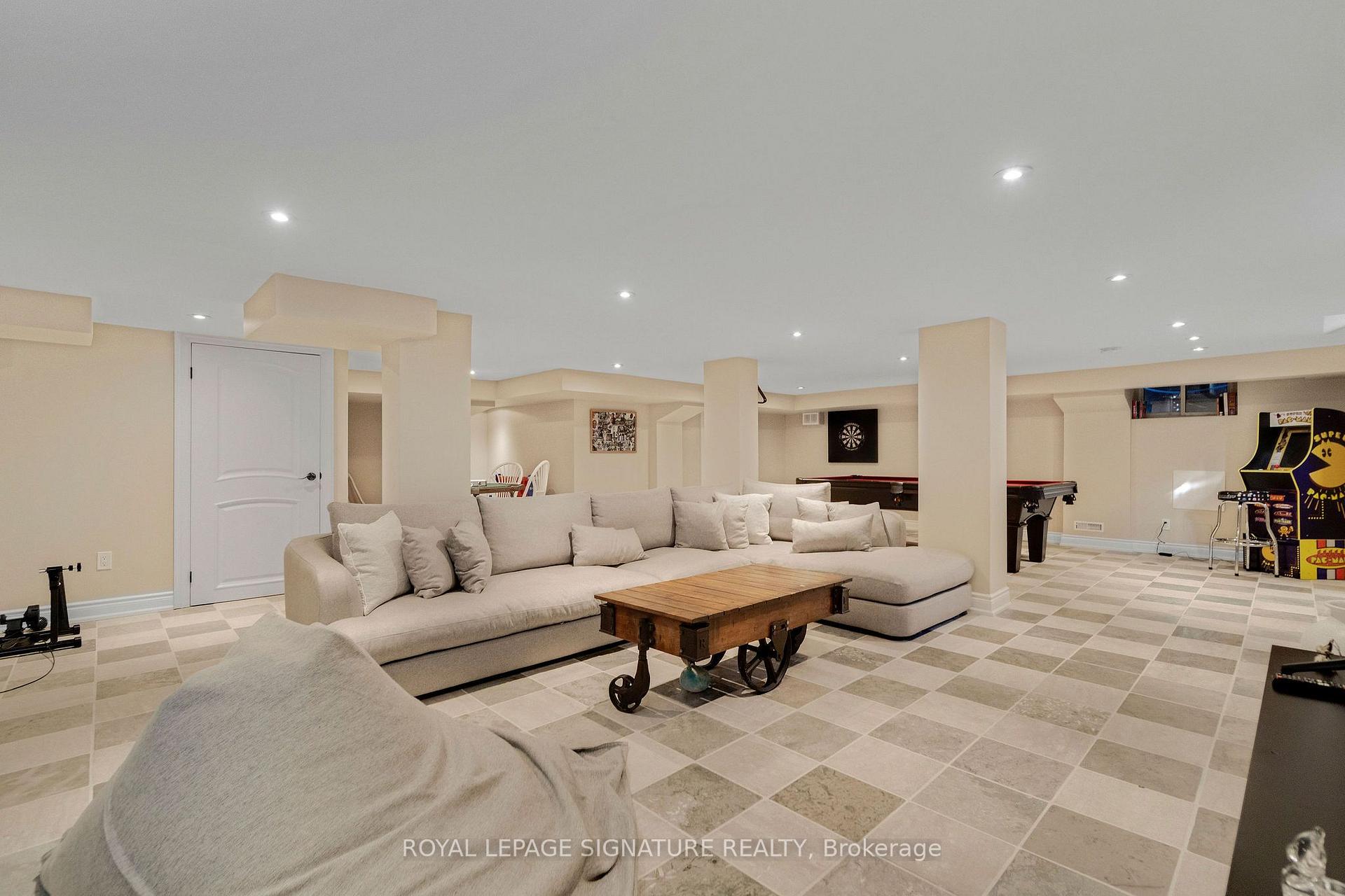 Photo 32 of 1480 Clarkson Road, Mississauga, Clarkson — HOMEH