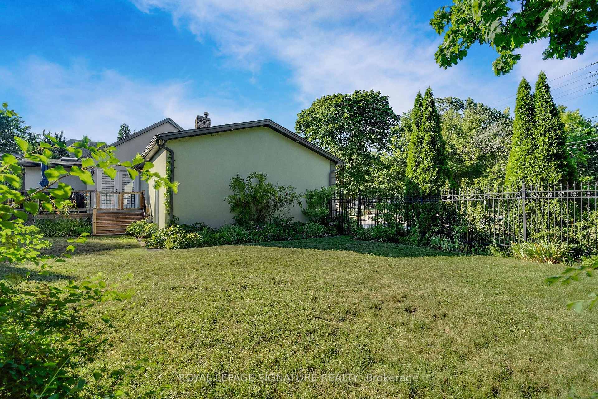 Photo 47 of 1480 Clarkson Road, Mississauga, Clarkson — HOMEH