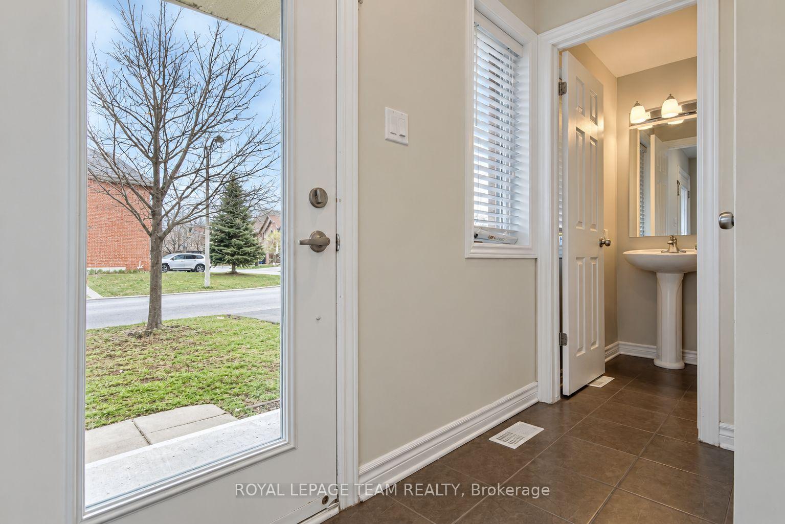 Photo 2 of 125 Dunforest Terrace, Ottawa, Barrhaven - Strandherd — HOMEH