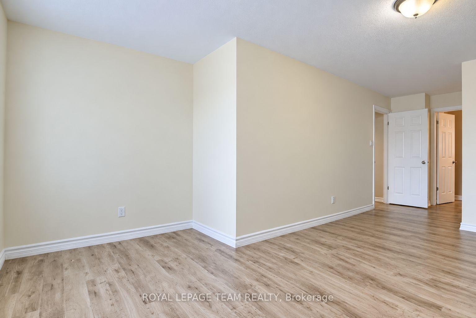 Photo 12 of 125 Dunforest Terrace, Ottawa, Barrhaven - Strandherd — HOMEH