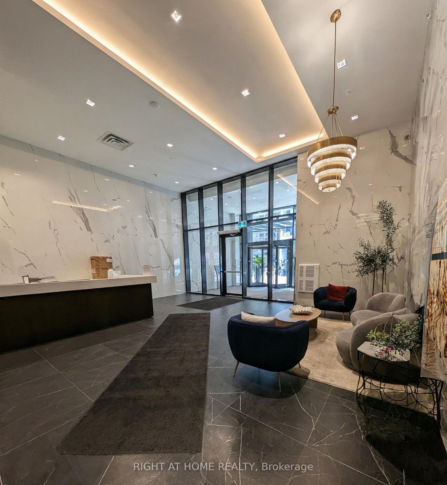 Photo 4 of Unit 2018, 4955 Yonge Street, North York, Willowdale East — HOMEH