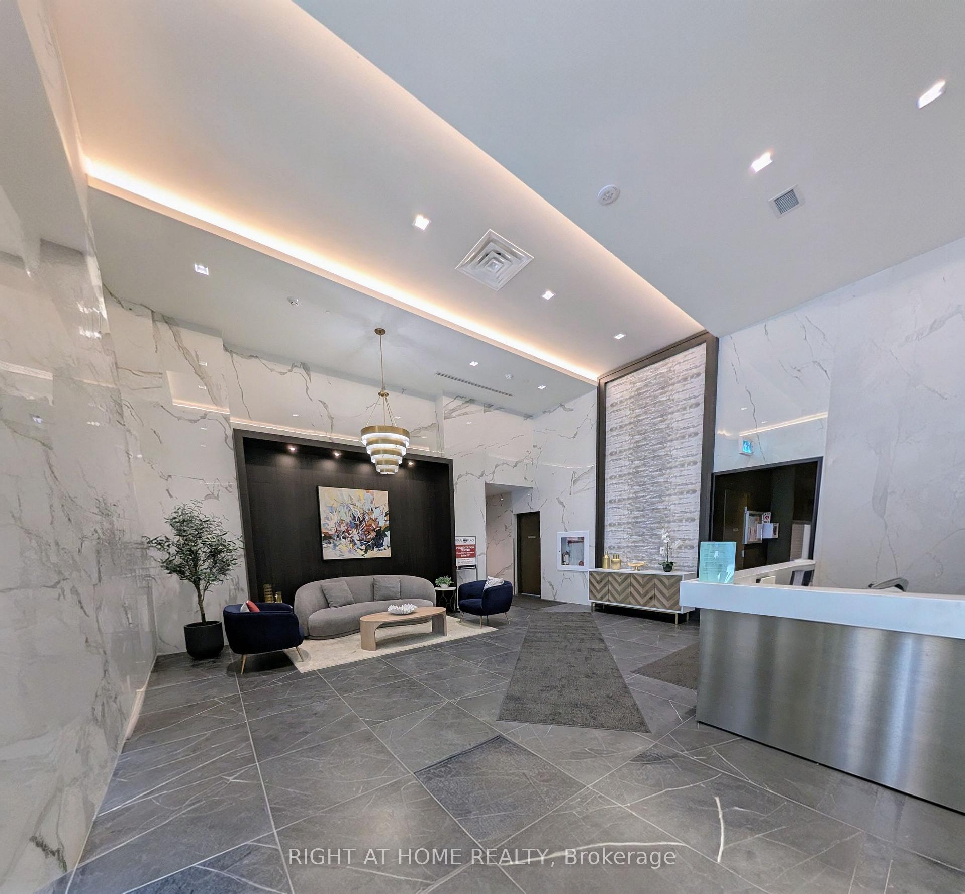 Photo 5 of Unit 2018, 4955 Yonge Street, North York, Willowdale East — HOMEH