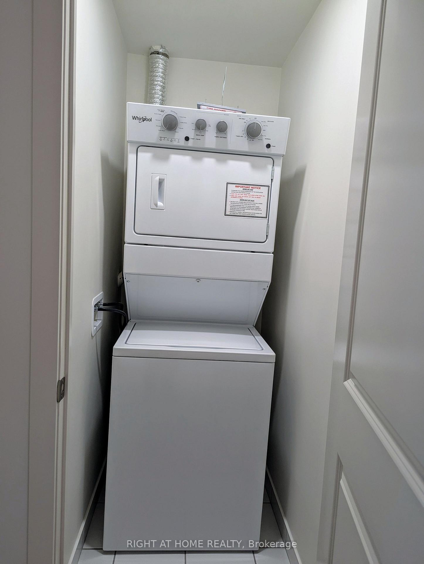 Photo 16 of Unit 2018, 4955 Yonge Street, North York, Willowdale East — HOMEH