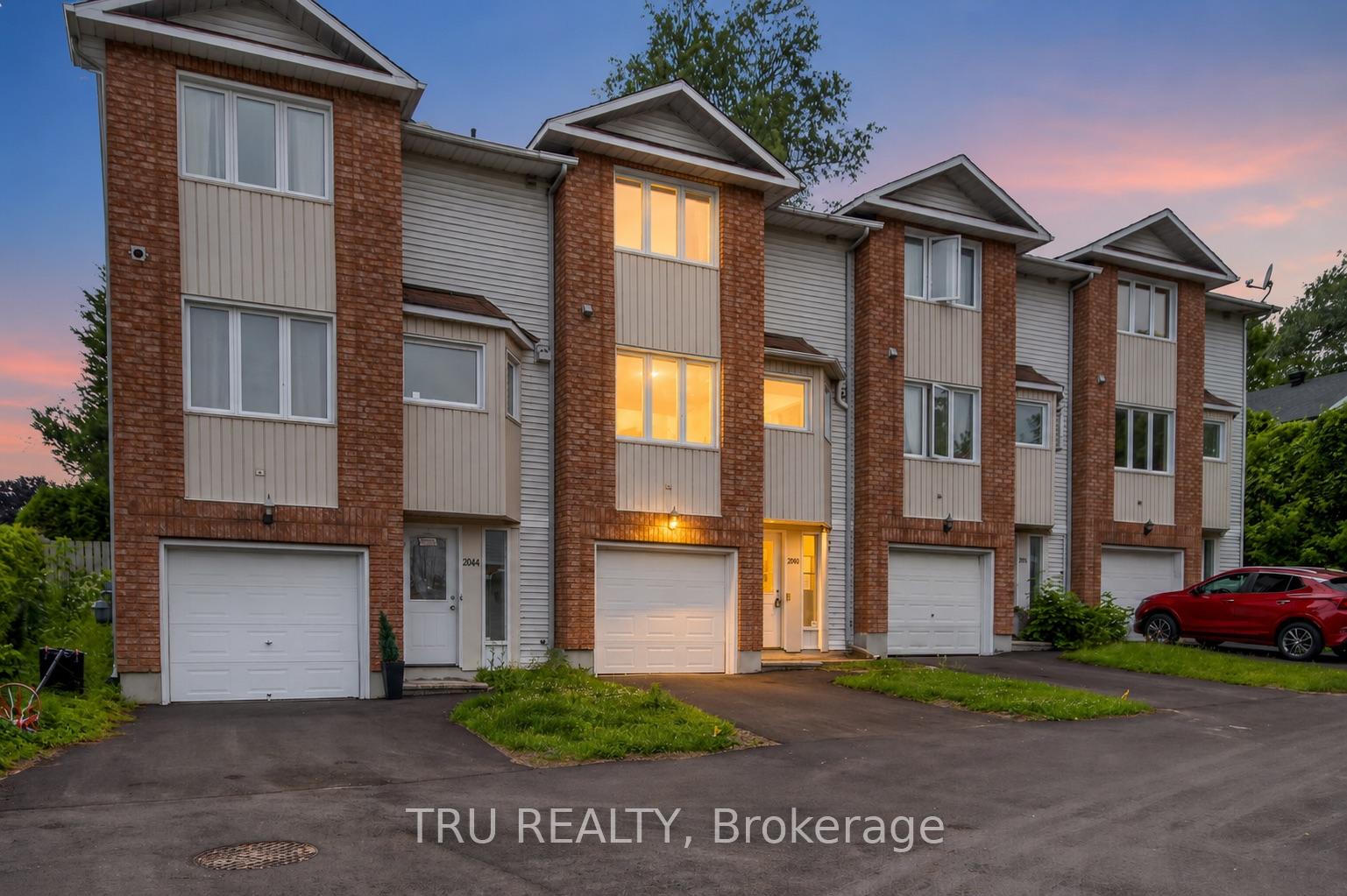 Photo of Unit 27, 2050 Riviera Terrace