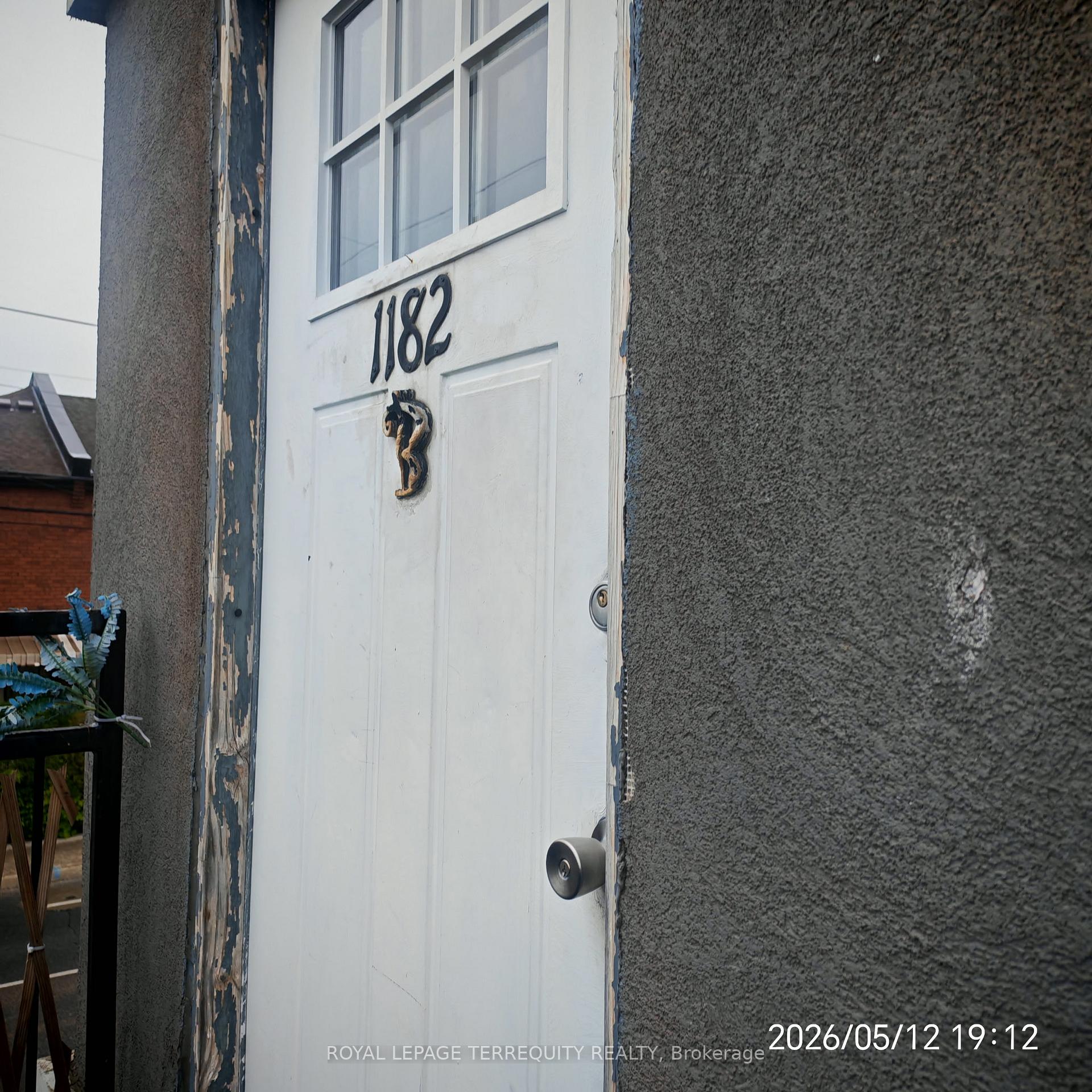 Photo 3 of Unit B, 1182 Cannon Street, Hamilton, Crown Point — HOMEH