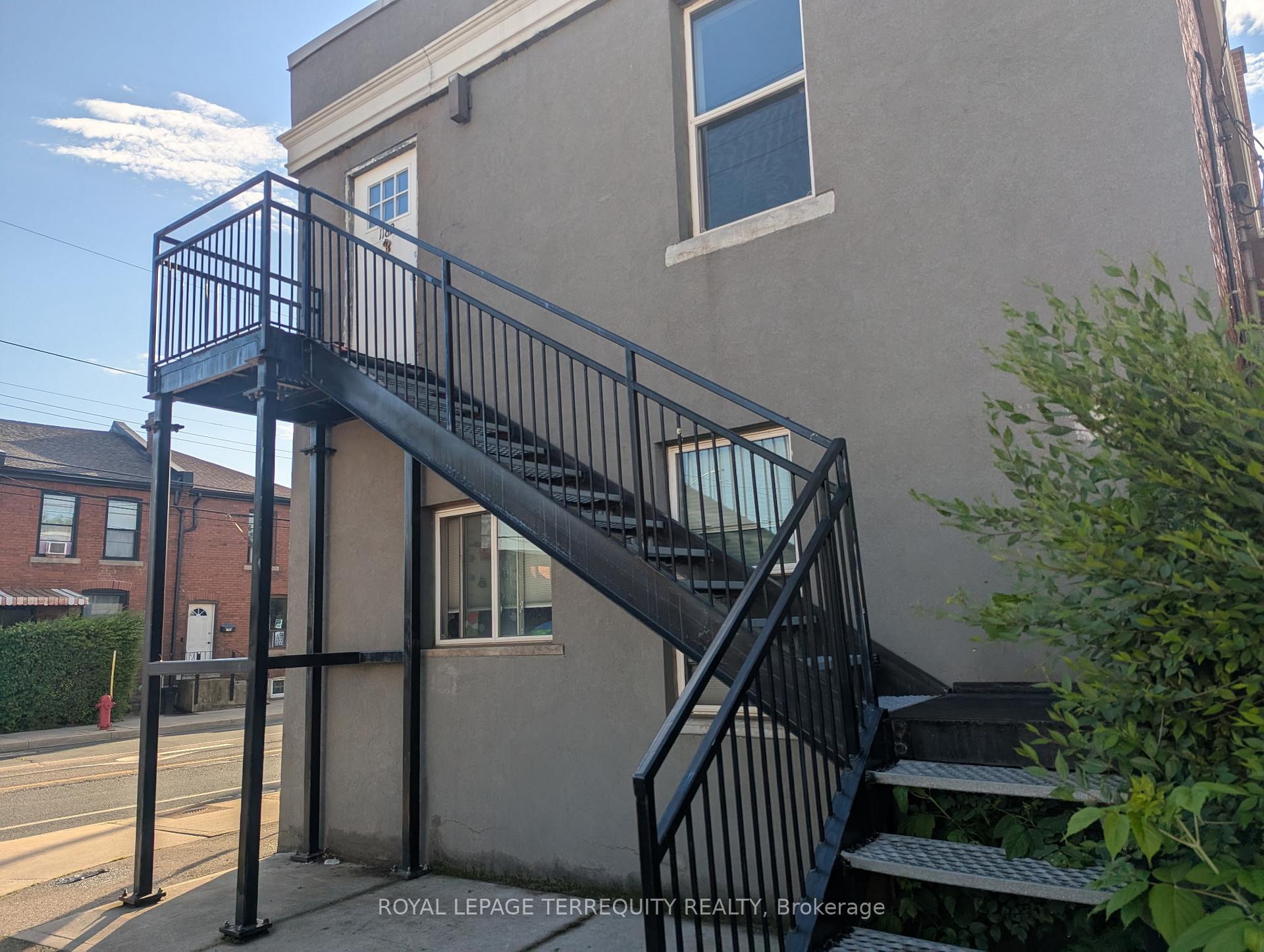 Photo 9 of Unit B, 1182 Cannon Street, Hamilton, Crown Point — HOMEH