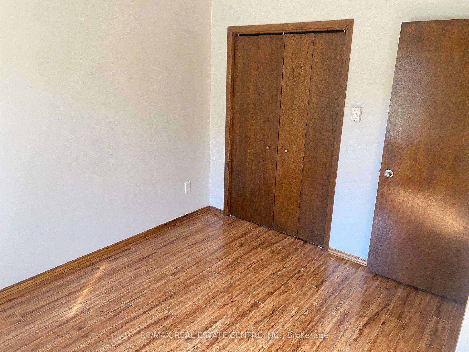 Photo 7 of 58 Fifth Avenue, Kitchener — HOMEH
