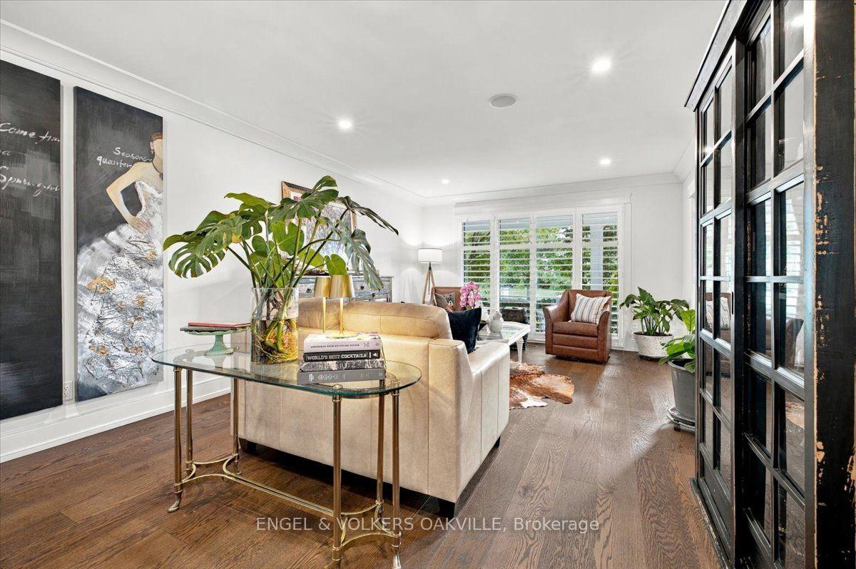 Photo 6 of 493 Wicklow Road, Burlington, Shoreacres — HOMEH