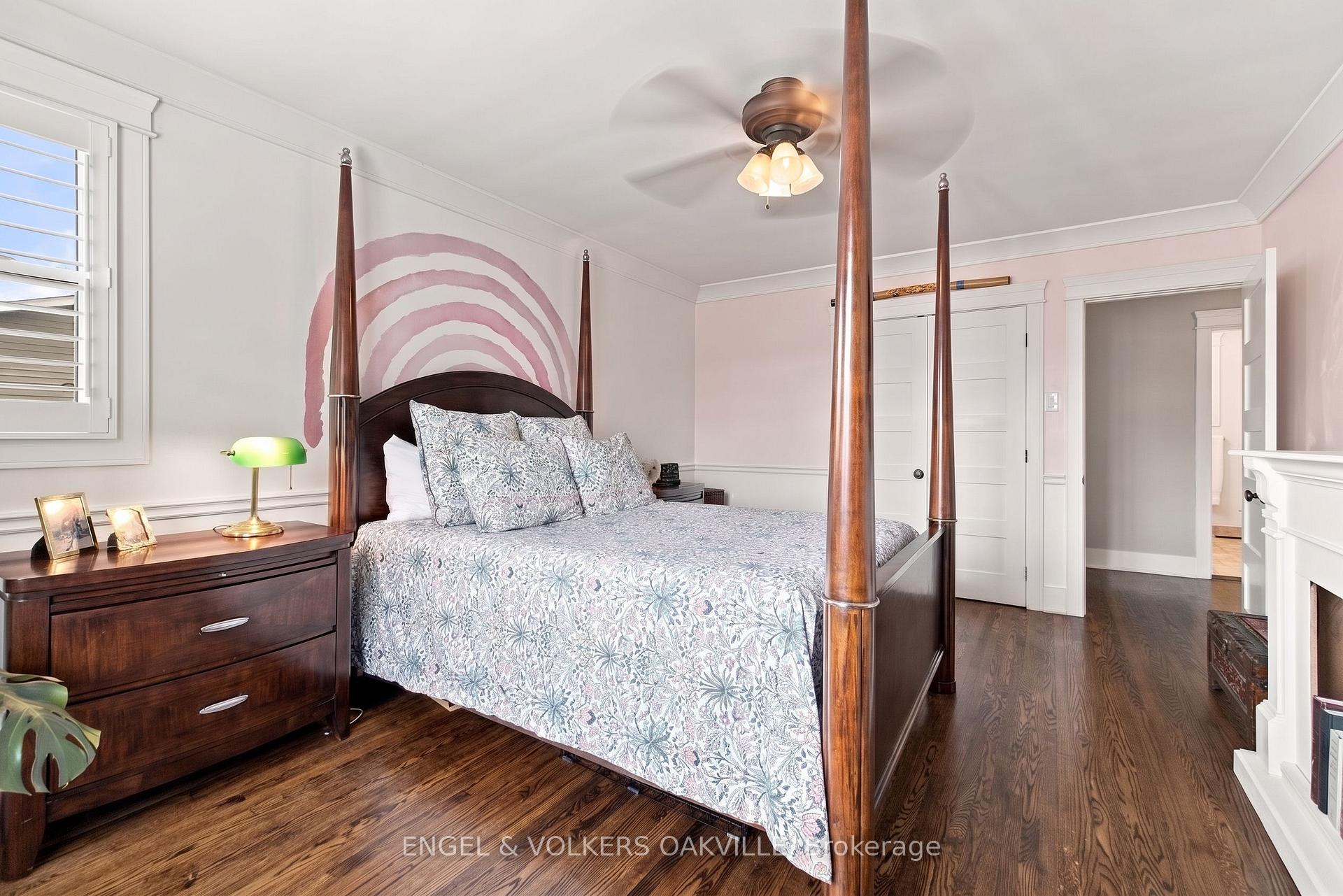 Photo 23 of 493 Wicklow Road, Burlington, Shoreacres — HOMEH