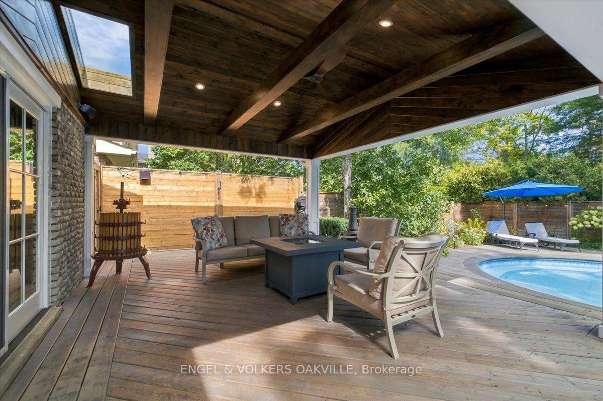 Photo 33 of 493 Wicklow Road, Burlington, Shoreacres — HOMEH