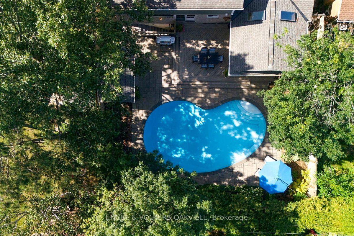 Photo 39 of 493 Wicklow Road, Burlington, Shoreacres — HOMEH