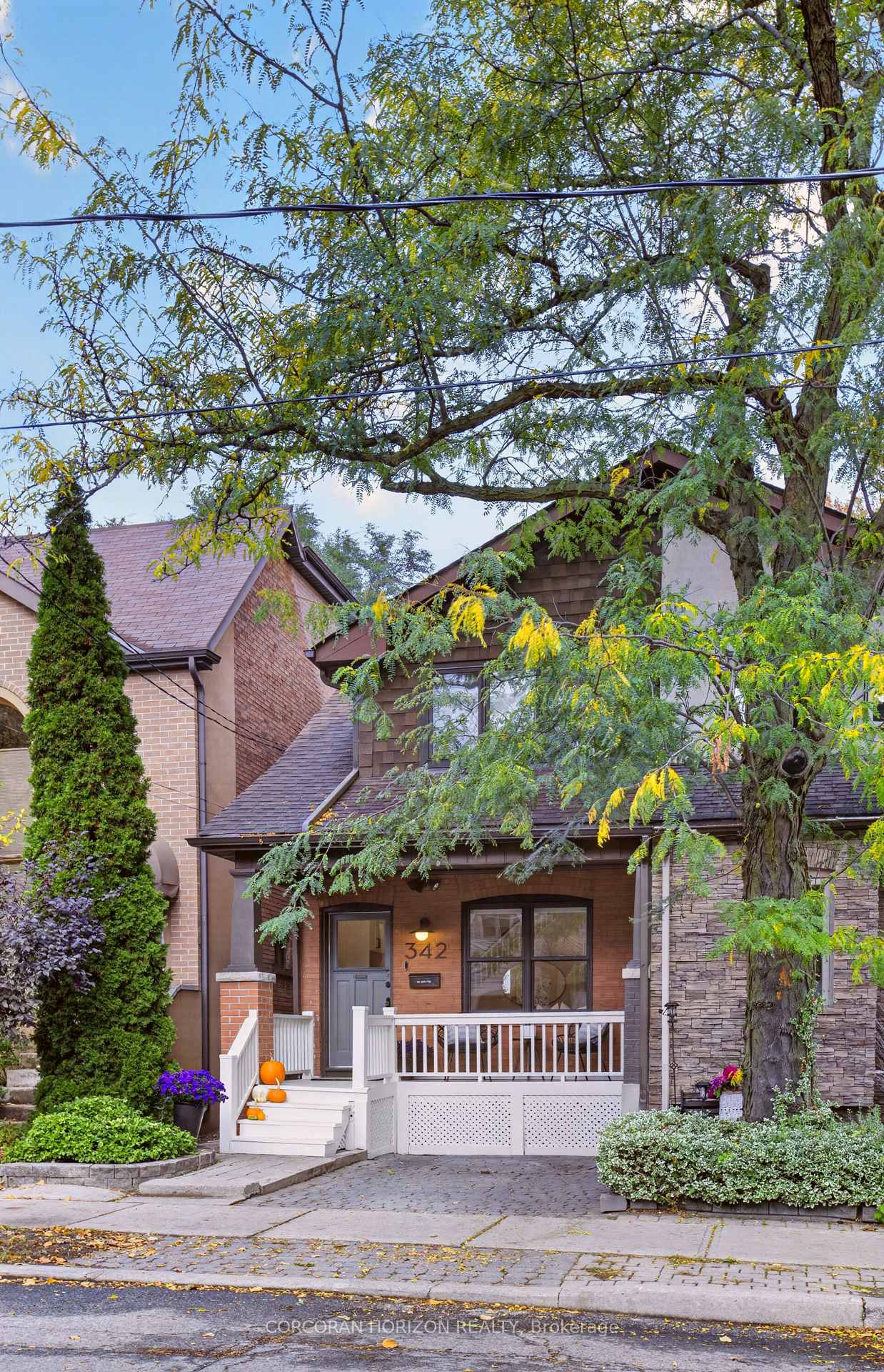 Photo 2 of 342 Hillsdale Avenue E, Toronto, Mount Pleasant East — HOMEH