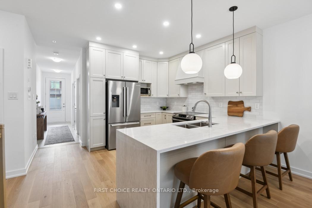 Photo 12 of 244 Hampshire Place, Ottawa, Stittsville (North) — HOMEH