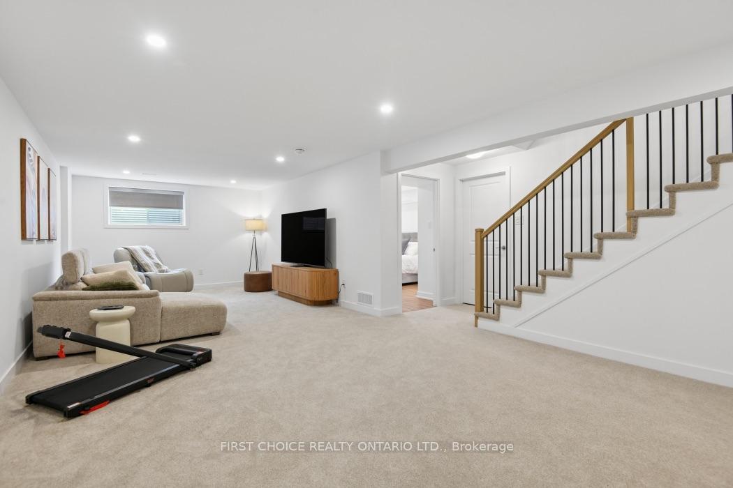 Photo 26 of 244 Hampshire Place, Ottawa, Stittsville (North) — HOMEH