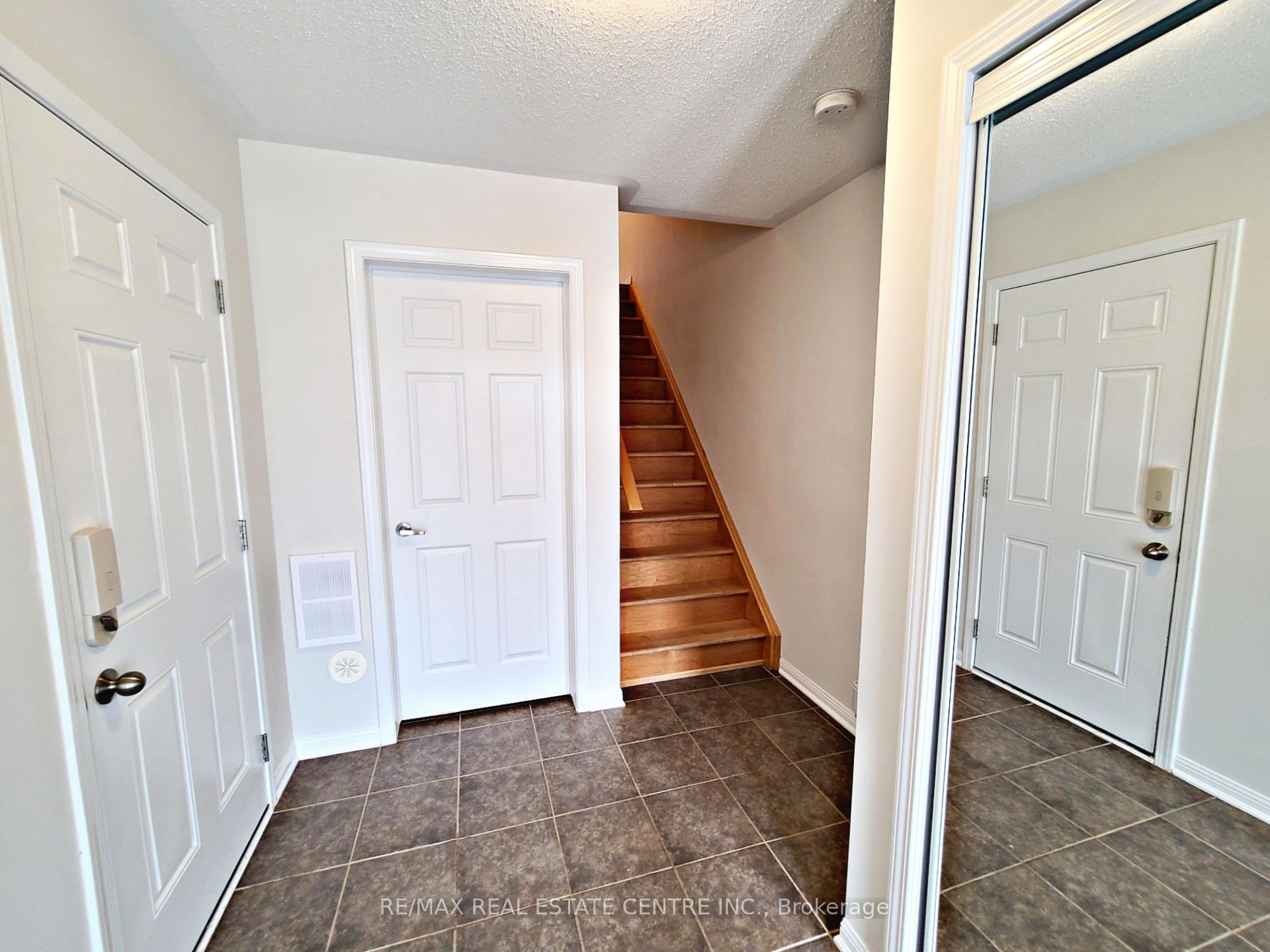 Photo 2 of 247 Slingsby Landing, Milton, Harrison — HOMEH