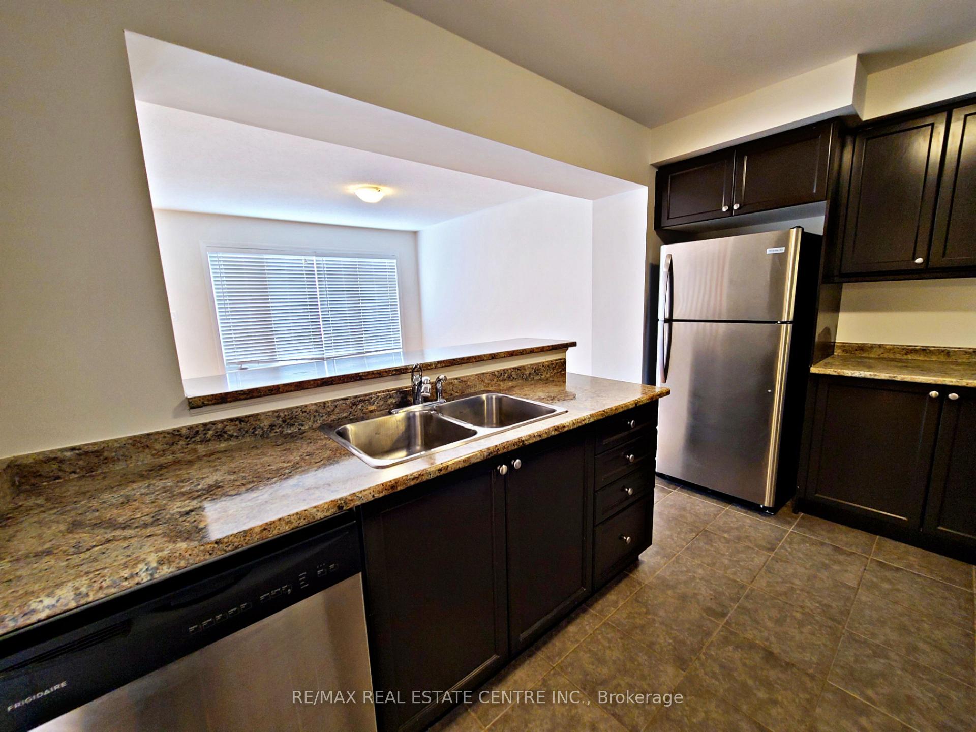 Photo 6 of 247 Slingsby Landing, Milton, Harrison — HOMEH