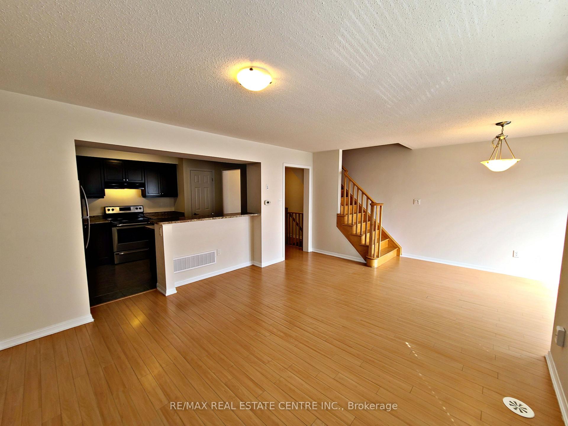 Photo 7 of 247 Slingsby Landing, Milton, Harrison — HOMEH