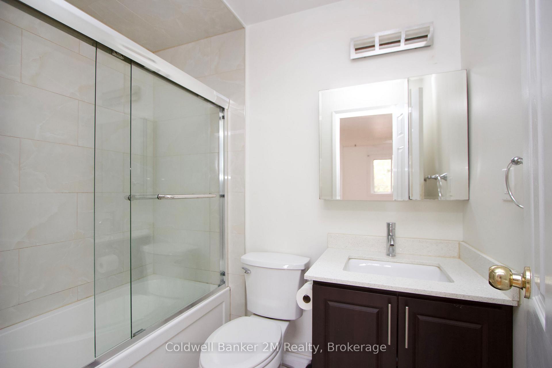 Photo 14 of 673 Attersley Drive, Oshawa, Pinecrest — HOMEH