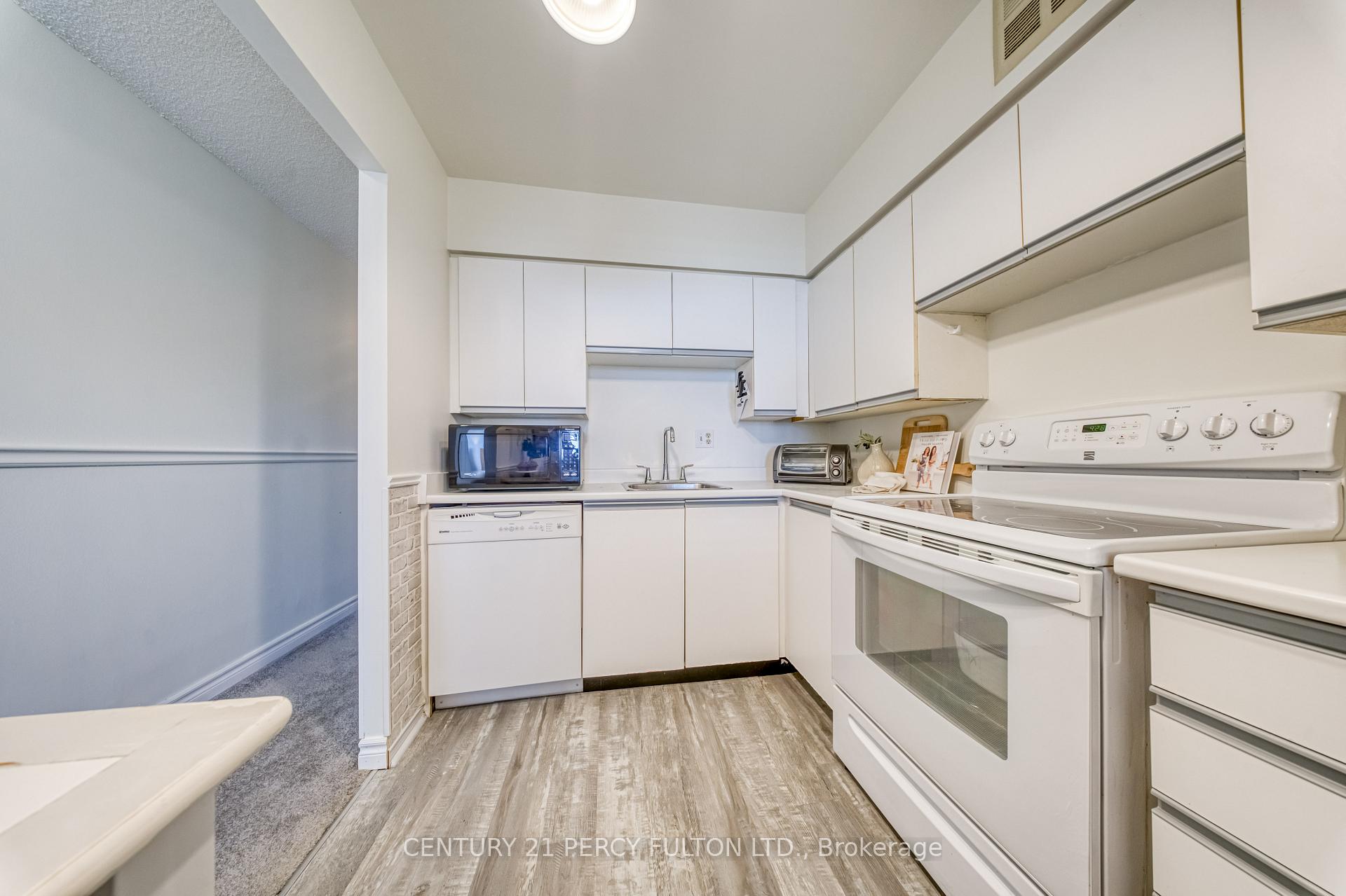 Photo 11 of Unit 1004, 2 Westney Road N, Ajax, Central West — HOMEH