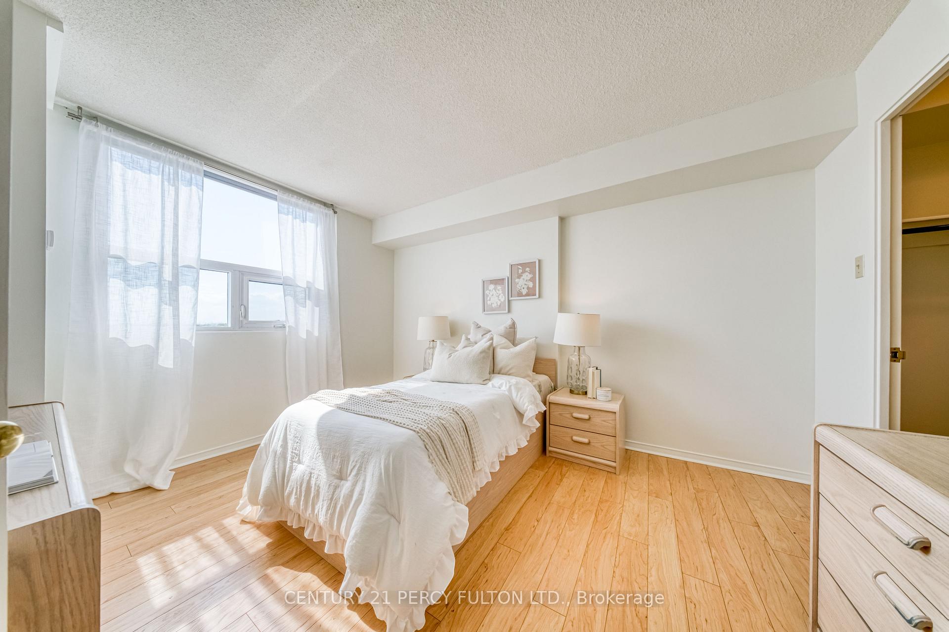 Photo 26 of Unit 1004, 2 Westney Road N, Ajax, Central West — HOMEH