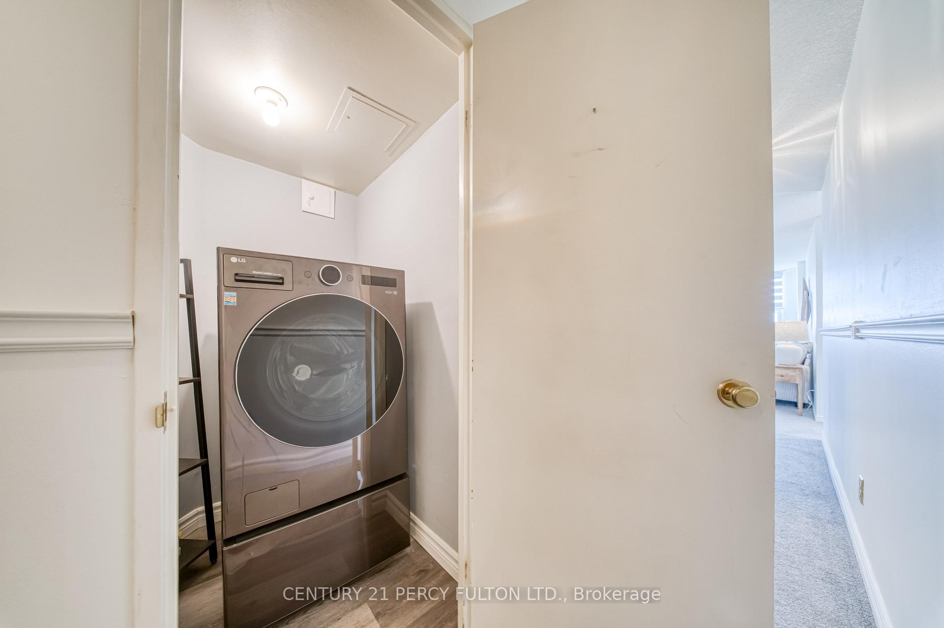 Photo 33 of Unit 1004, 2 Westney Road N, Ajax, Central West — HOMEH