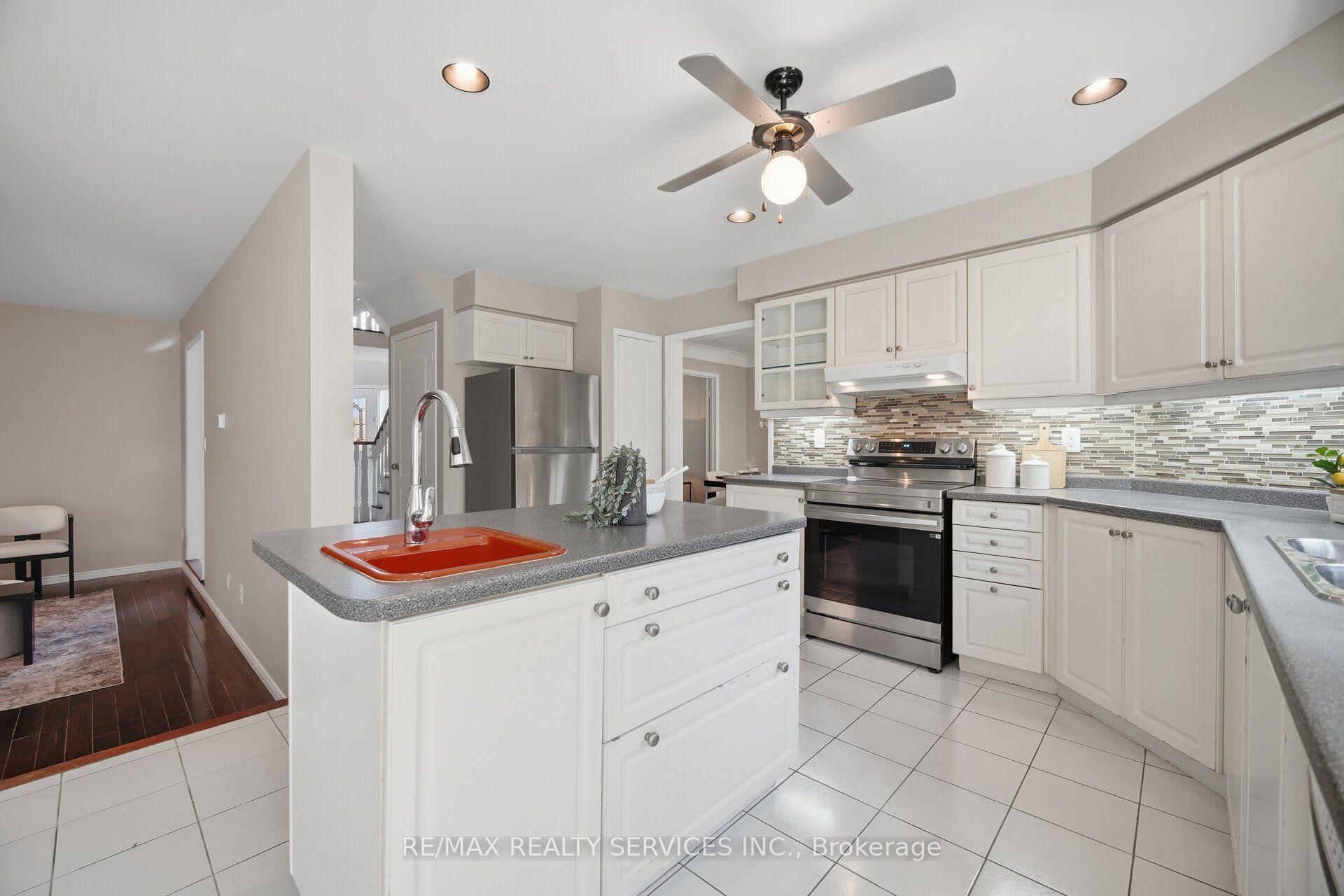 Photo 19 of 8 Gardenia Way, Caledon, Rural Caledon — HOMEH