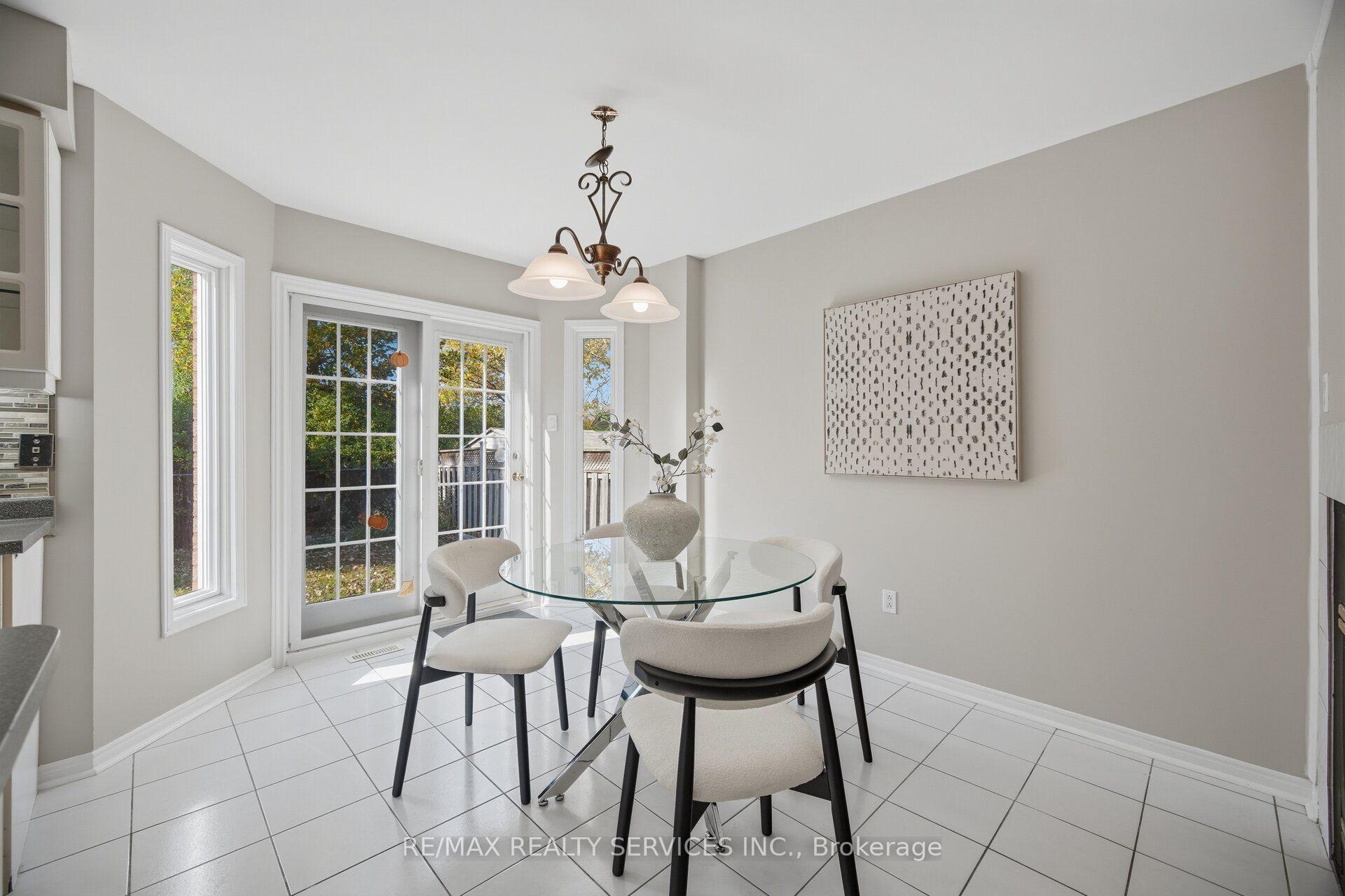 Photo 22 of 8 Gardenia Way, Caledon, Rural Caledon — HOMEH