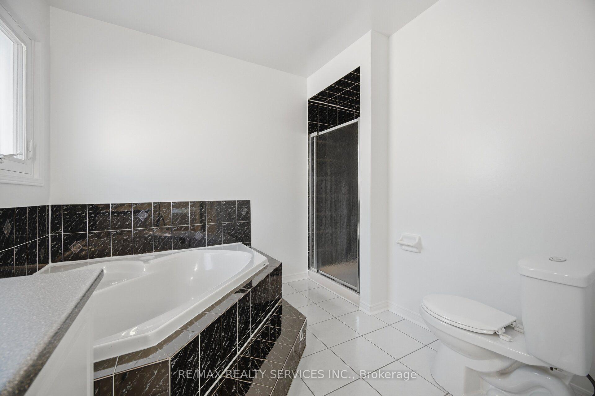 Photo 37 of 8 Gardenia Way, Caledon, Rural Caledon — HOMEH
