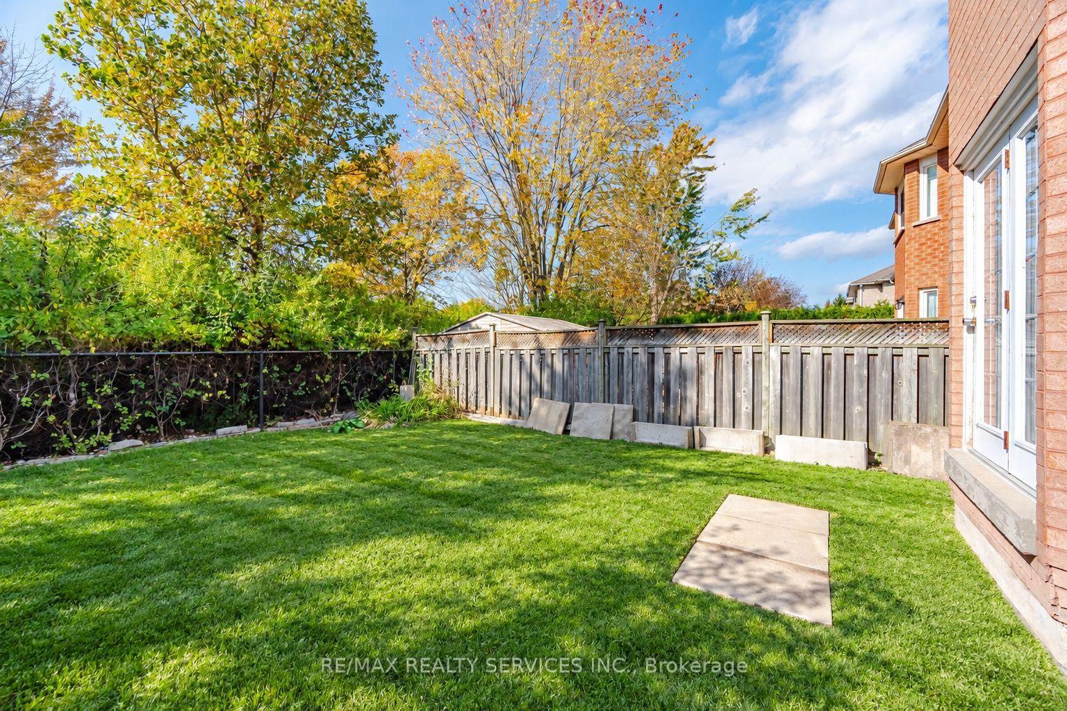 Photo 47 of 8 Gardenia Way, Caledon, Rural Caledon — HOMEH