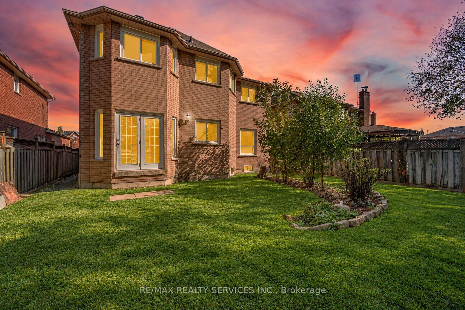 Photo 49 of 8 Gardenia Way, Caledon, Rural Caledon — HOMEH