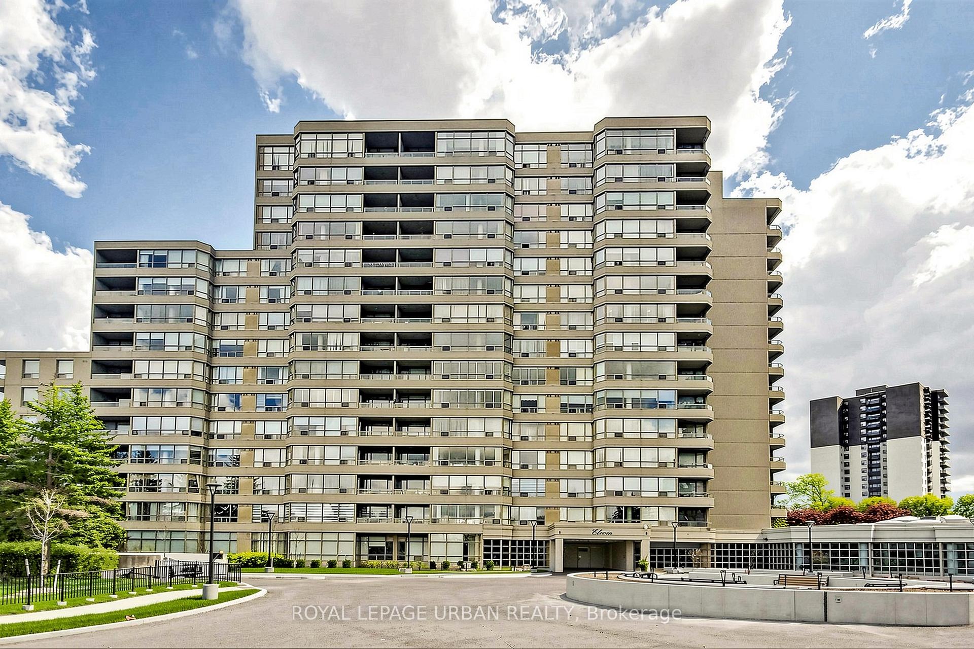 Photo 3 of Unit 110, 11 Townsgate Drive, Vaughan, Crestwood-Springfarm-Yorkhill — HOMEH