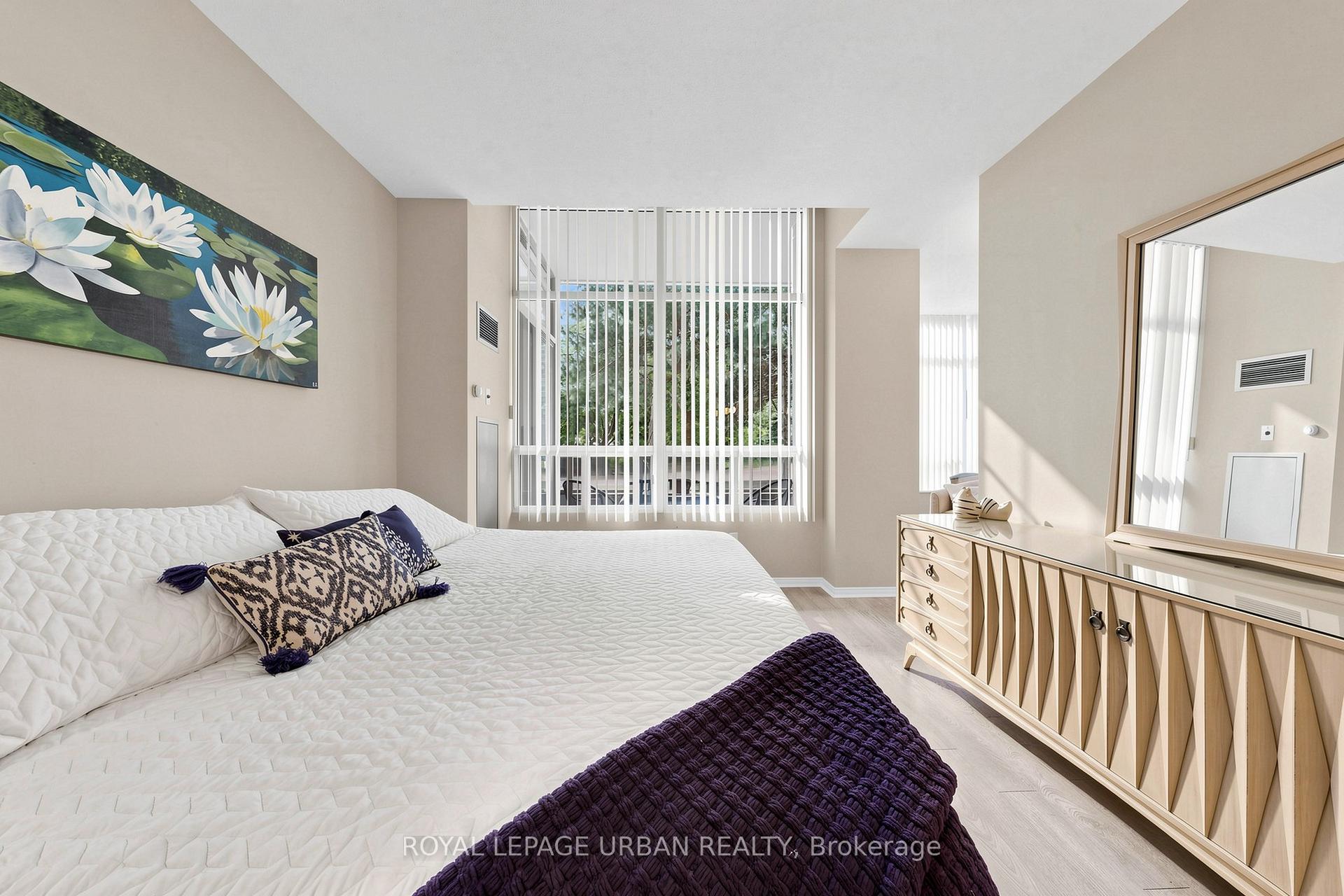 Photo 22 of Unit 110, 11 Townsgate Drive, Vaughan, Crestwood-Springfarm-Yorkhill — HOMEH