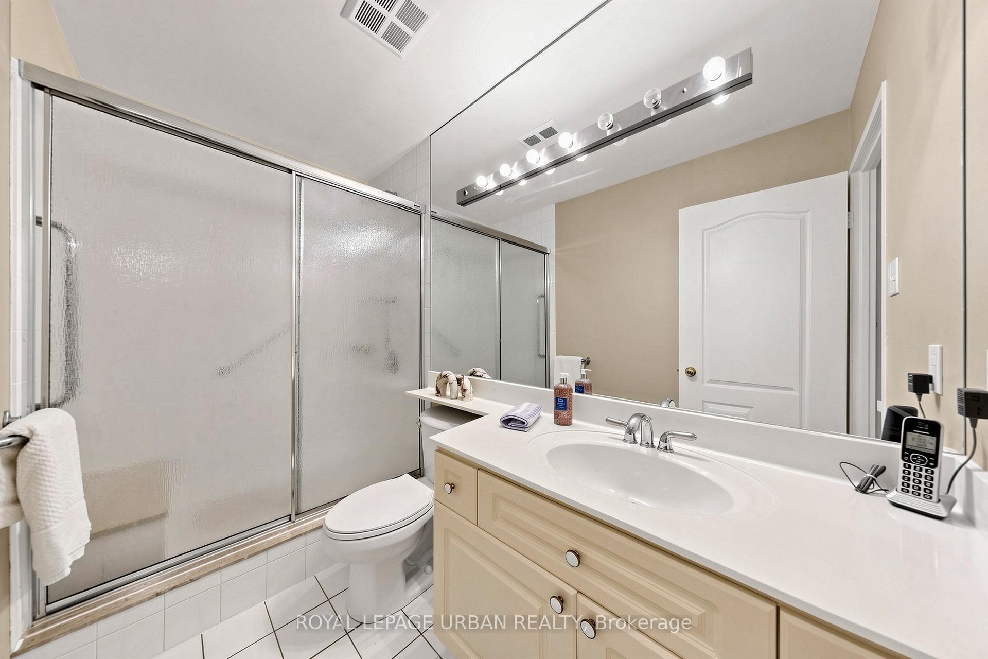 Photo 24 of Unit 110, 11 Townsgate Drive, Vaughan, Crestwood-Springfarm-Yorkhill — HOMEH