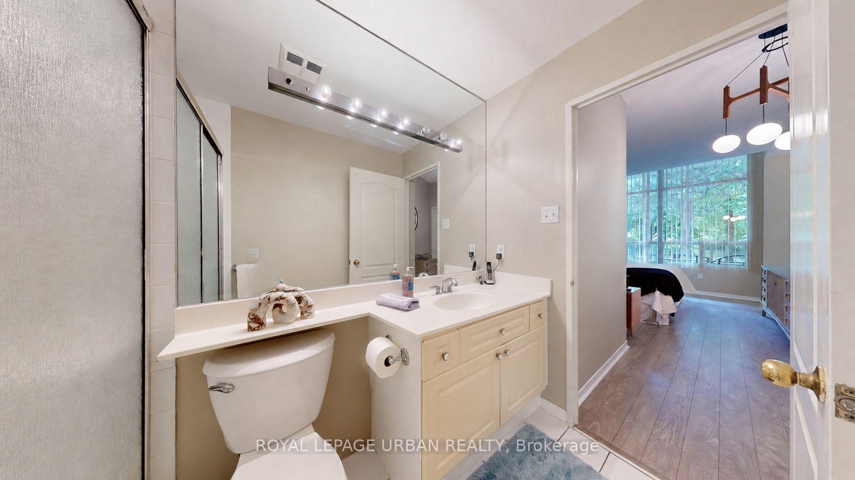Photo 25 of Unit 110, 11 Townsgate Drive, Vaughan, Crestwood-Springfarm-Yorkhill — HOMEH
