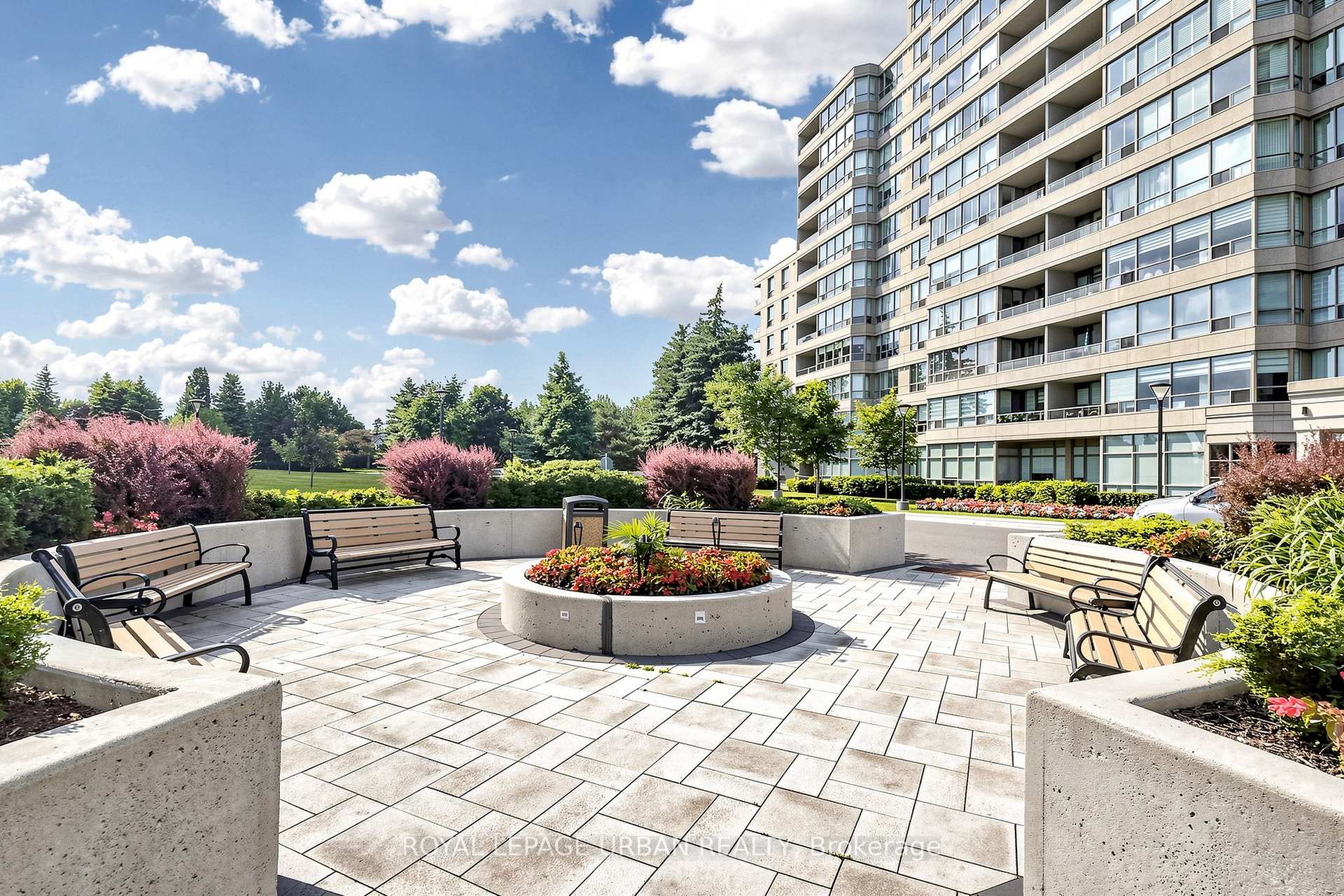 Photo 42 of Unit 110, 11 Townsgate Drive, Vaughan, Crestwood-Springfarm-Yorkhill — HOMEH