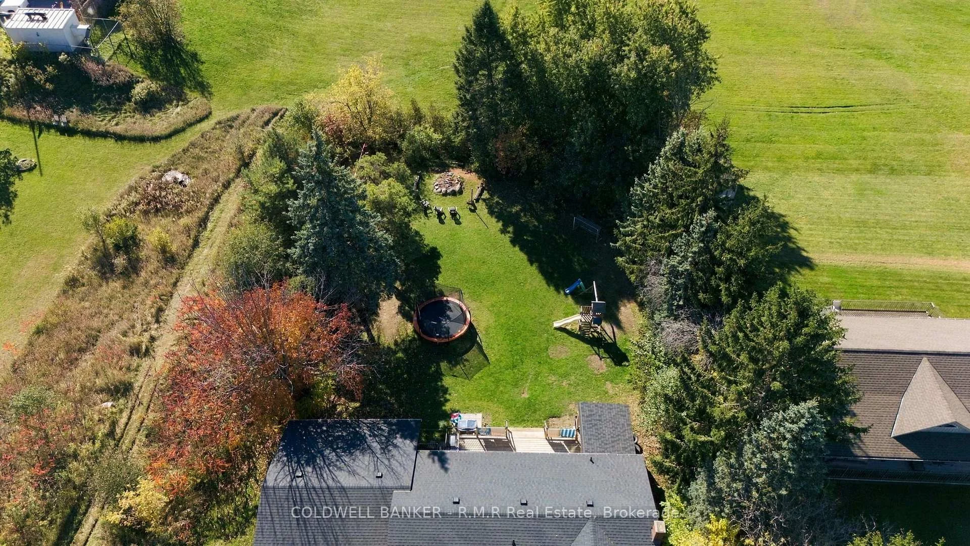 Photo 11 of 34 Helen Crescent, Kawartha Lakes, Mariposa — HOMEH